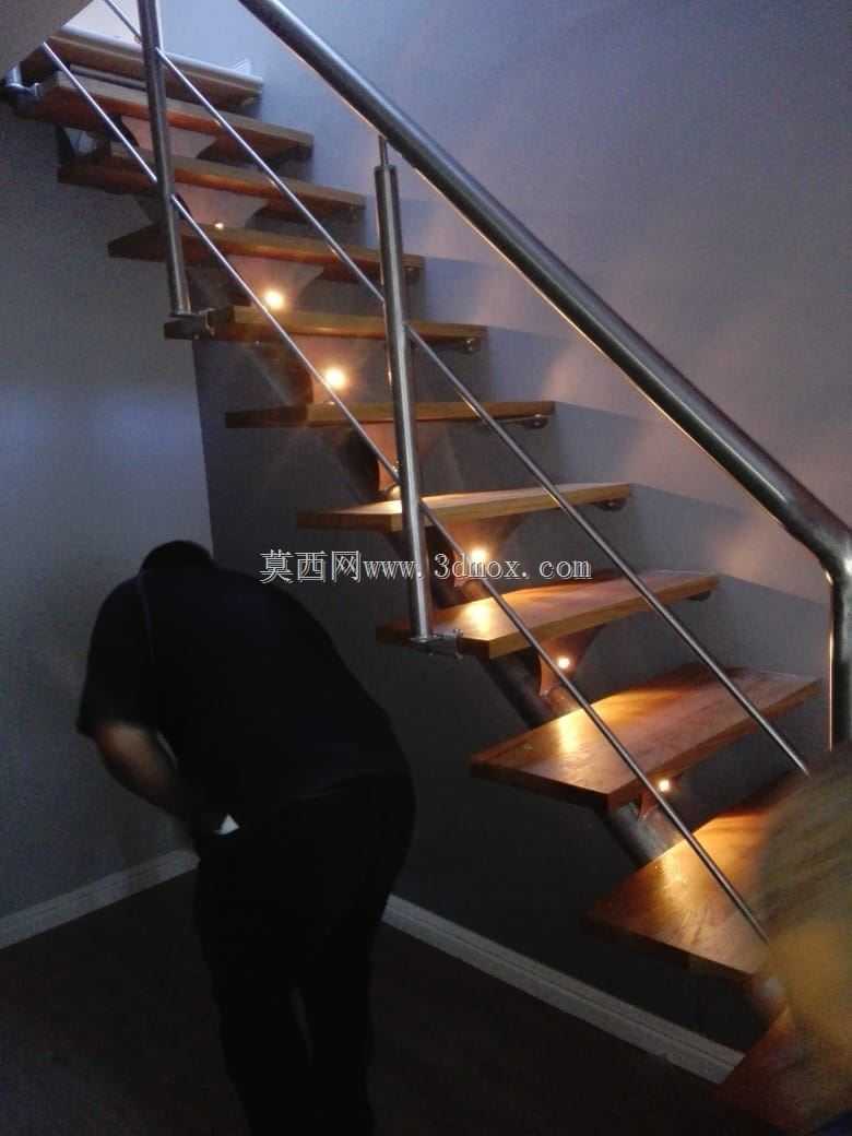 ¥��