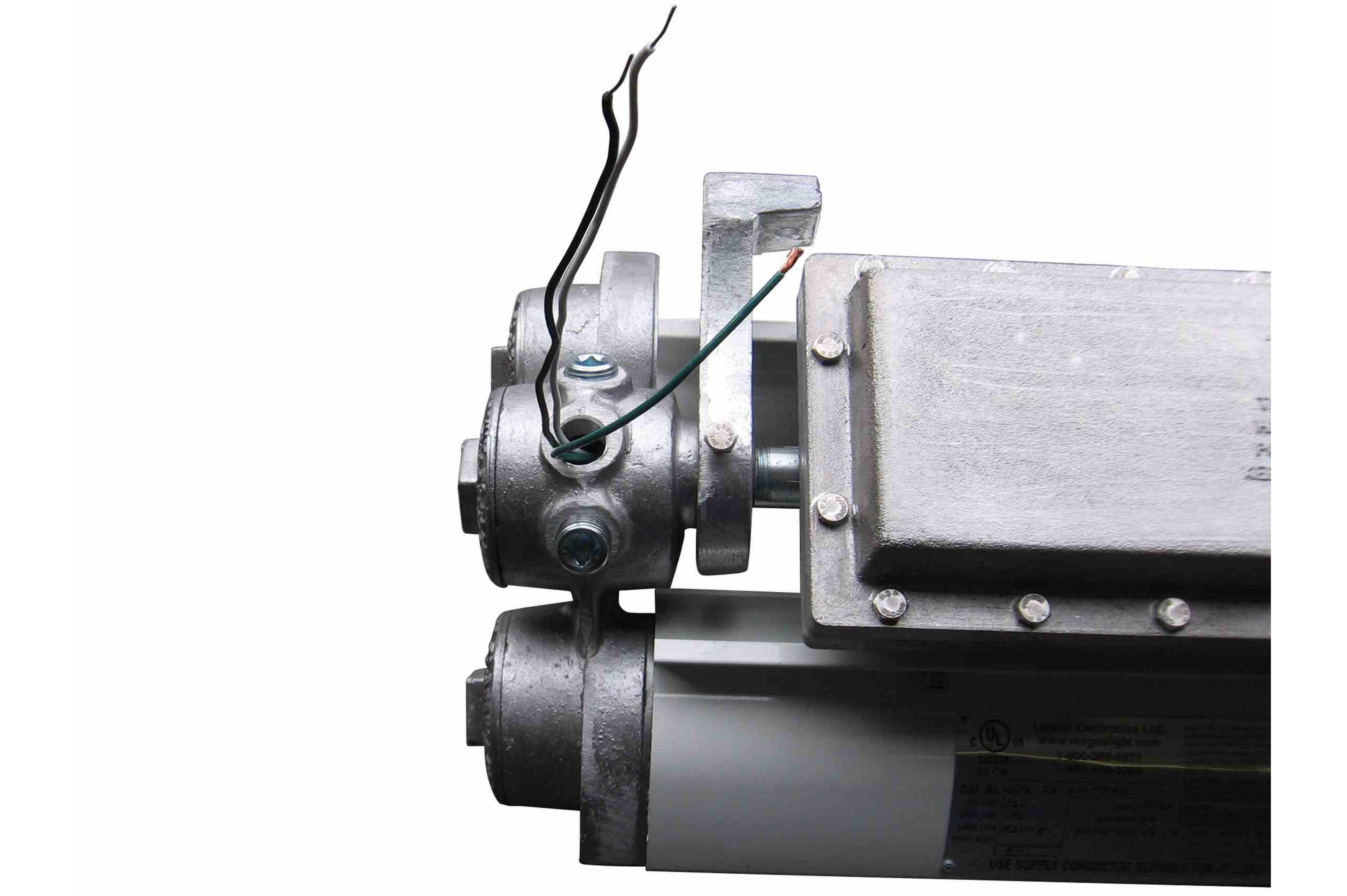 表面安装防爆荧光灯-喷漆室-220V,50/60Hz