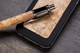 ��ľ���Ͻ�iPhone 4��