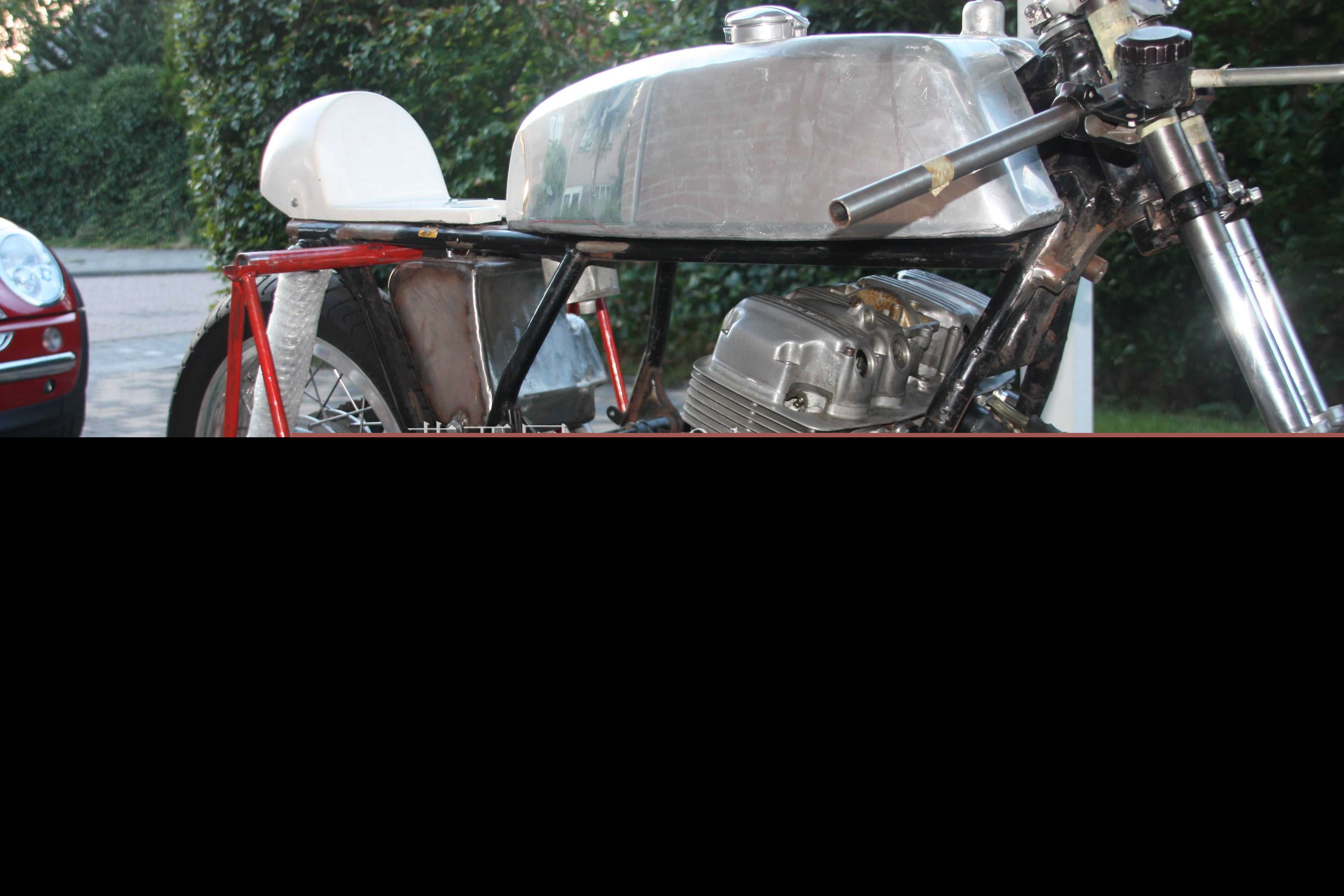 ����CR750��CB750R��Χ����̨
