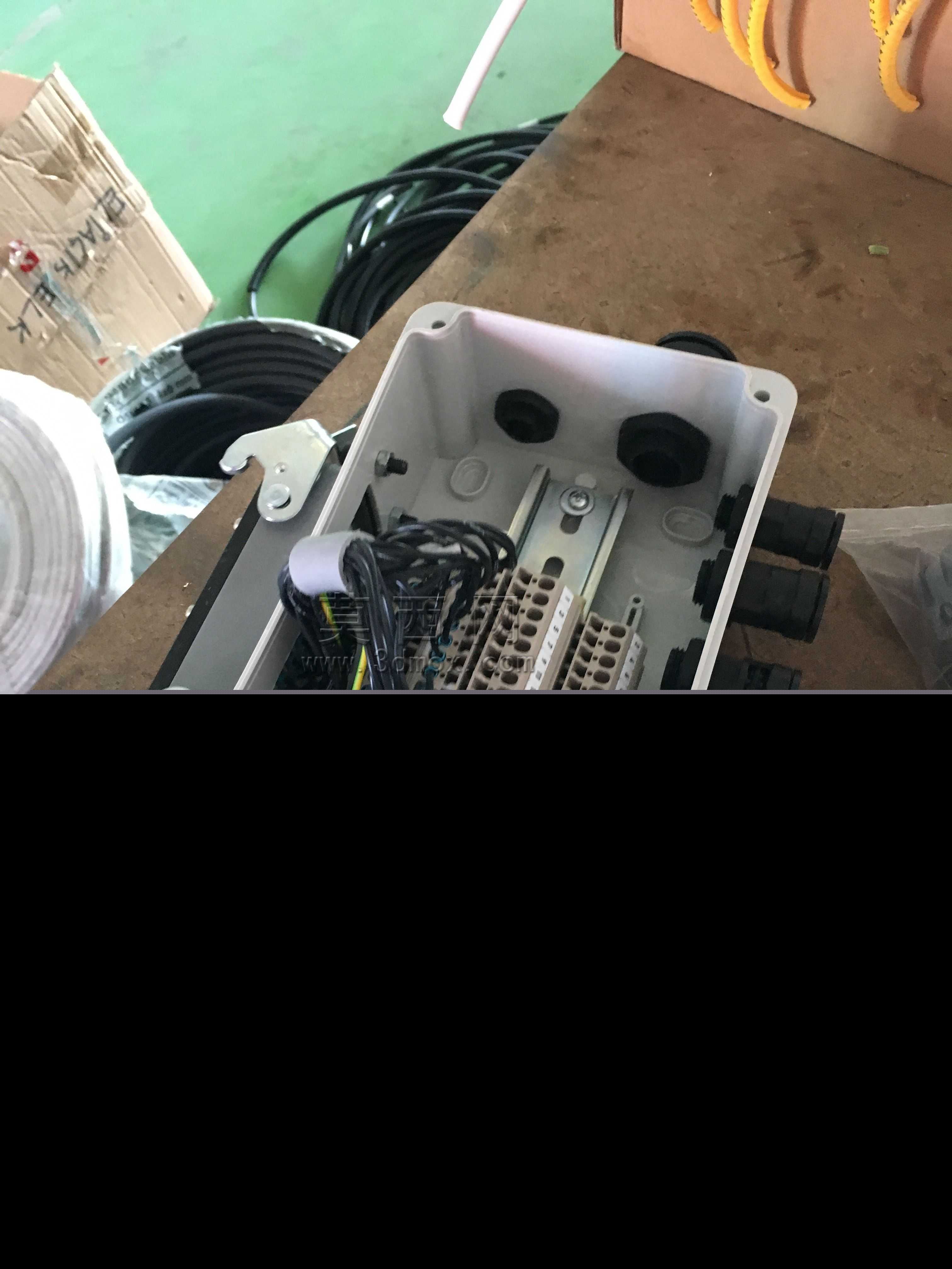 С����
