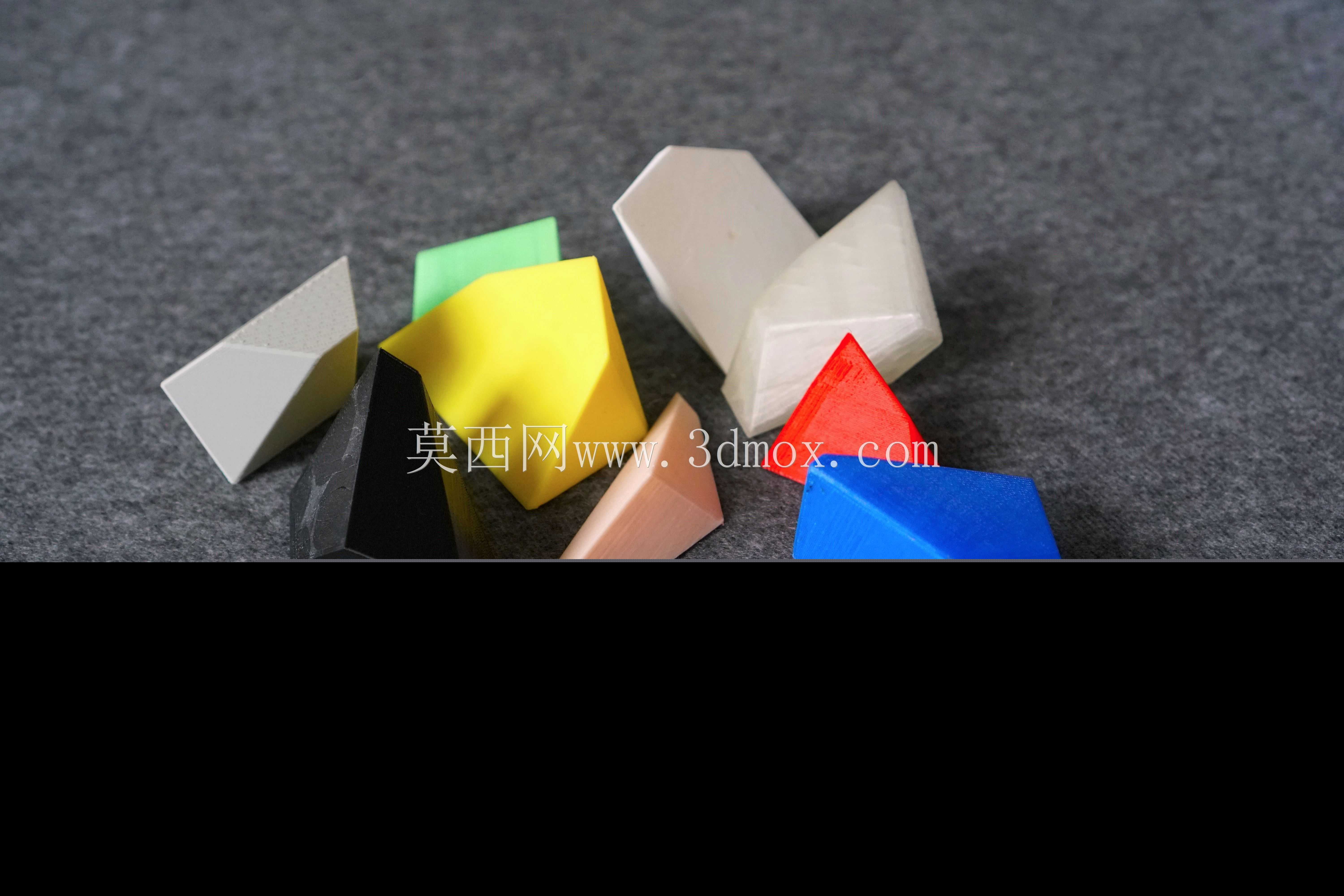 Voronoi���Ѵ�ӡ��λ������ƴͼ