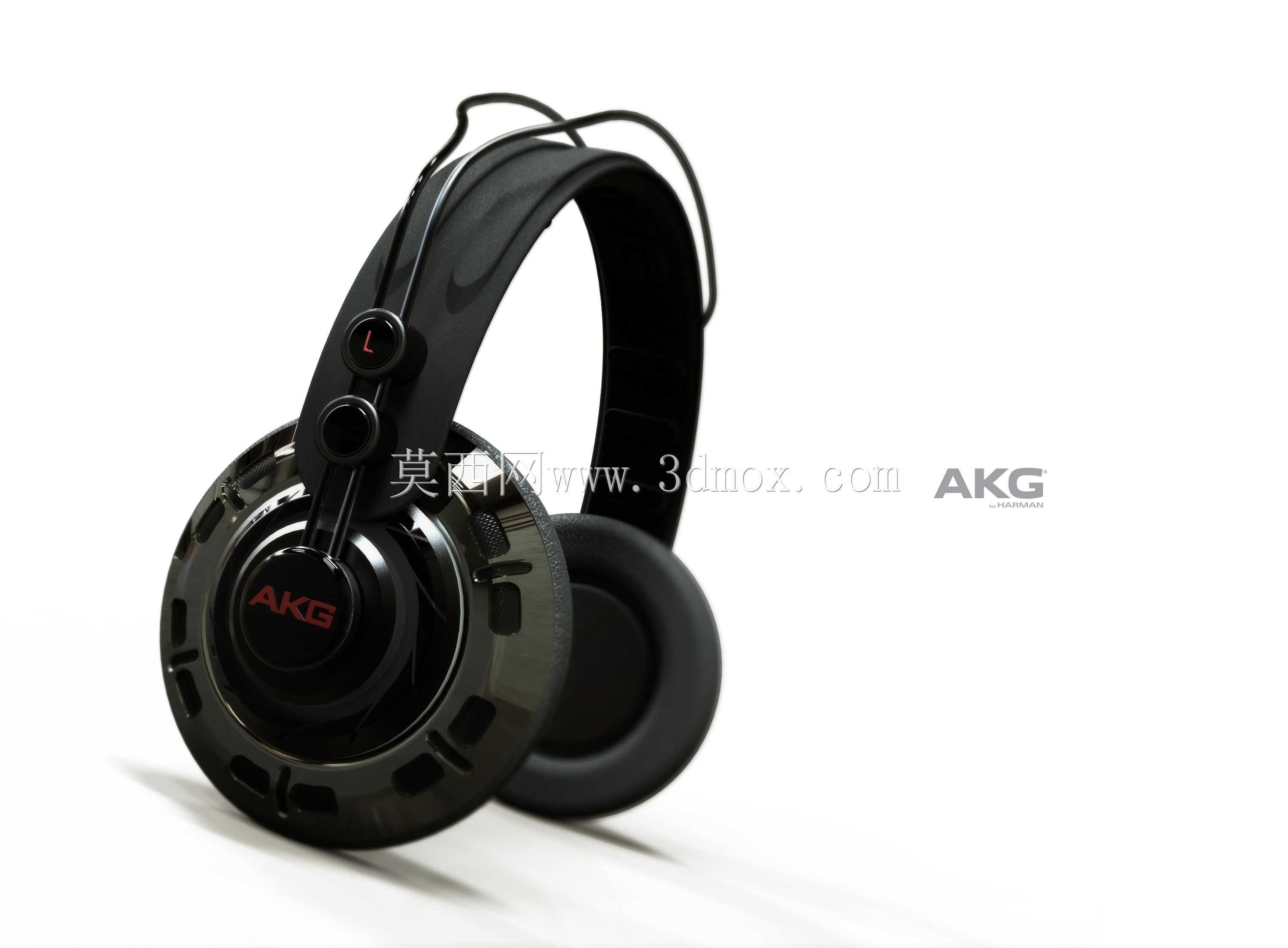 AKG����
