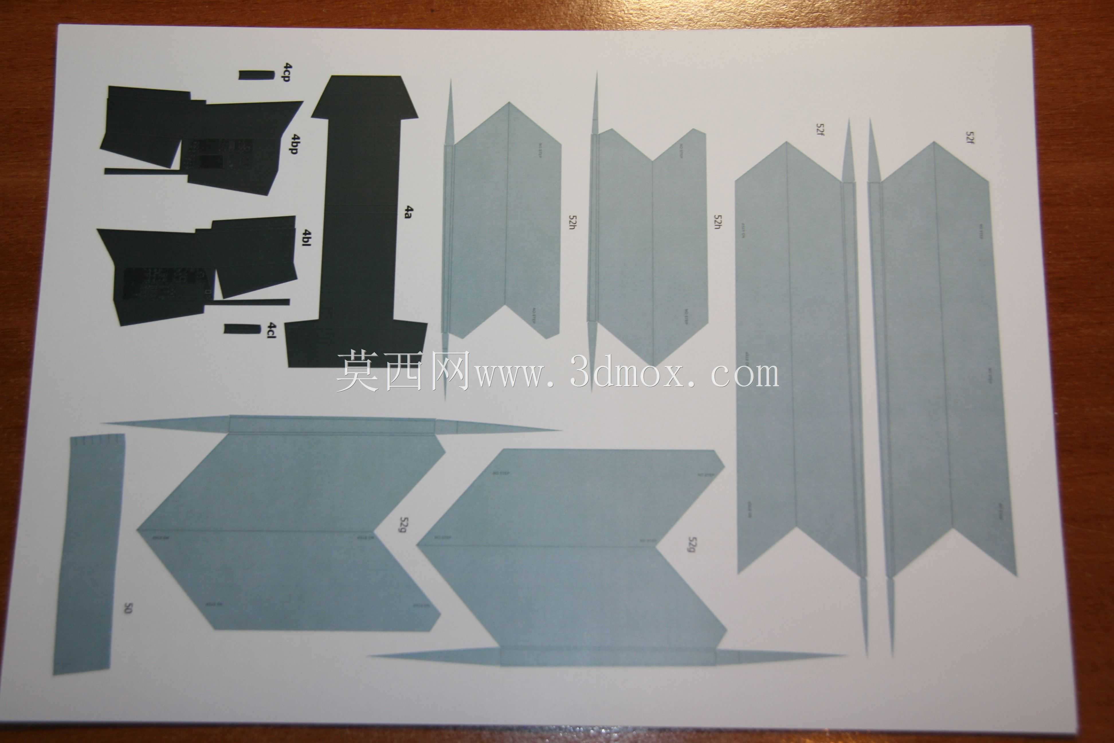 YF-23���ڹѸ�II����Ŀ�ļ�ģ��1/33