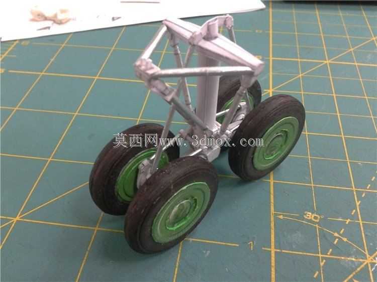 Myasischev M-50我的项目论文模型