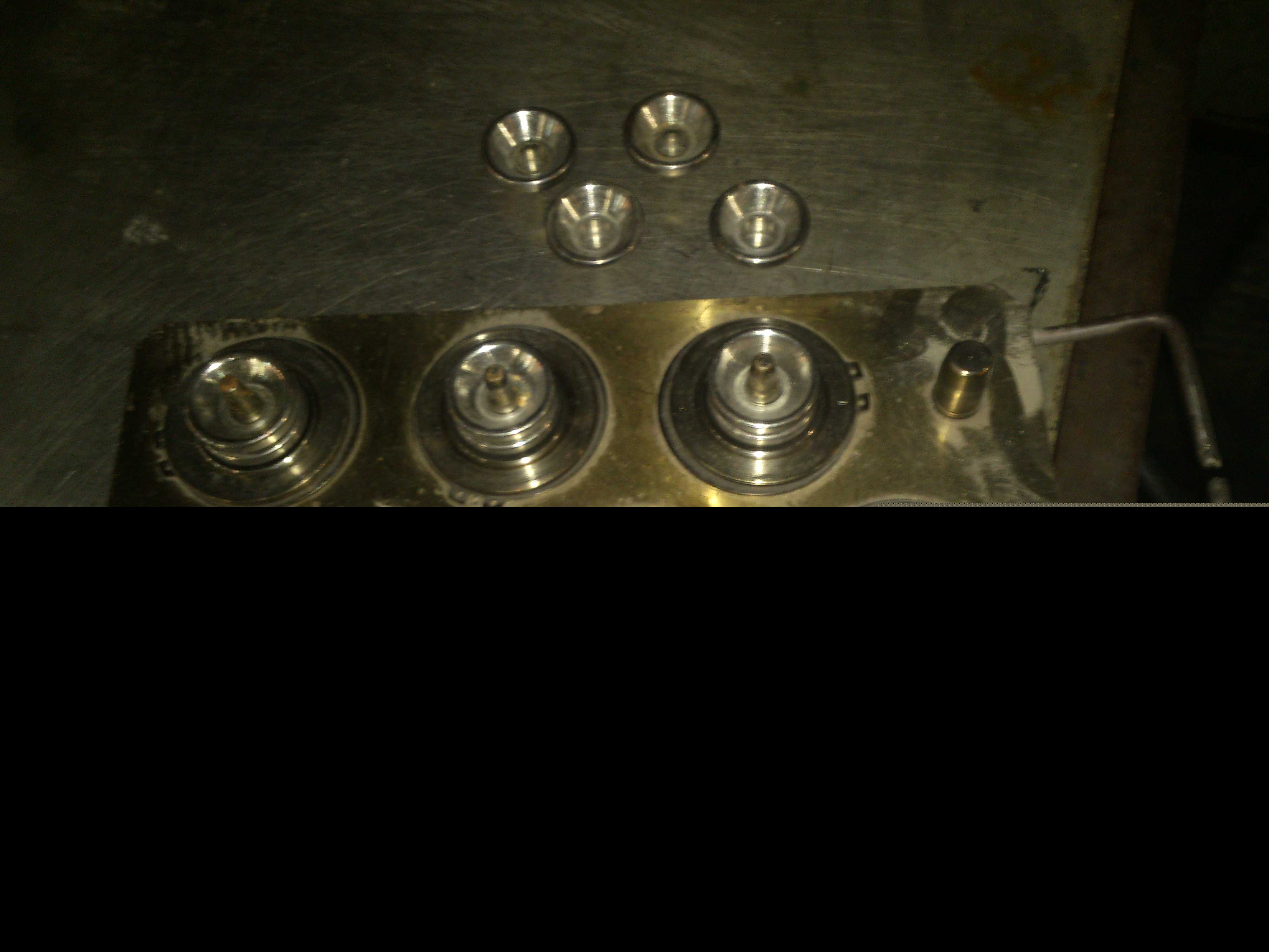 ��ģ50x32���𽺣�
