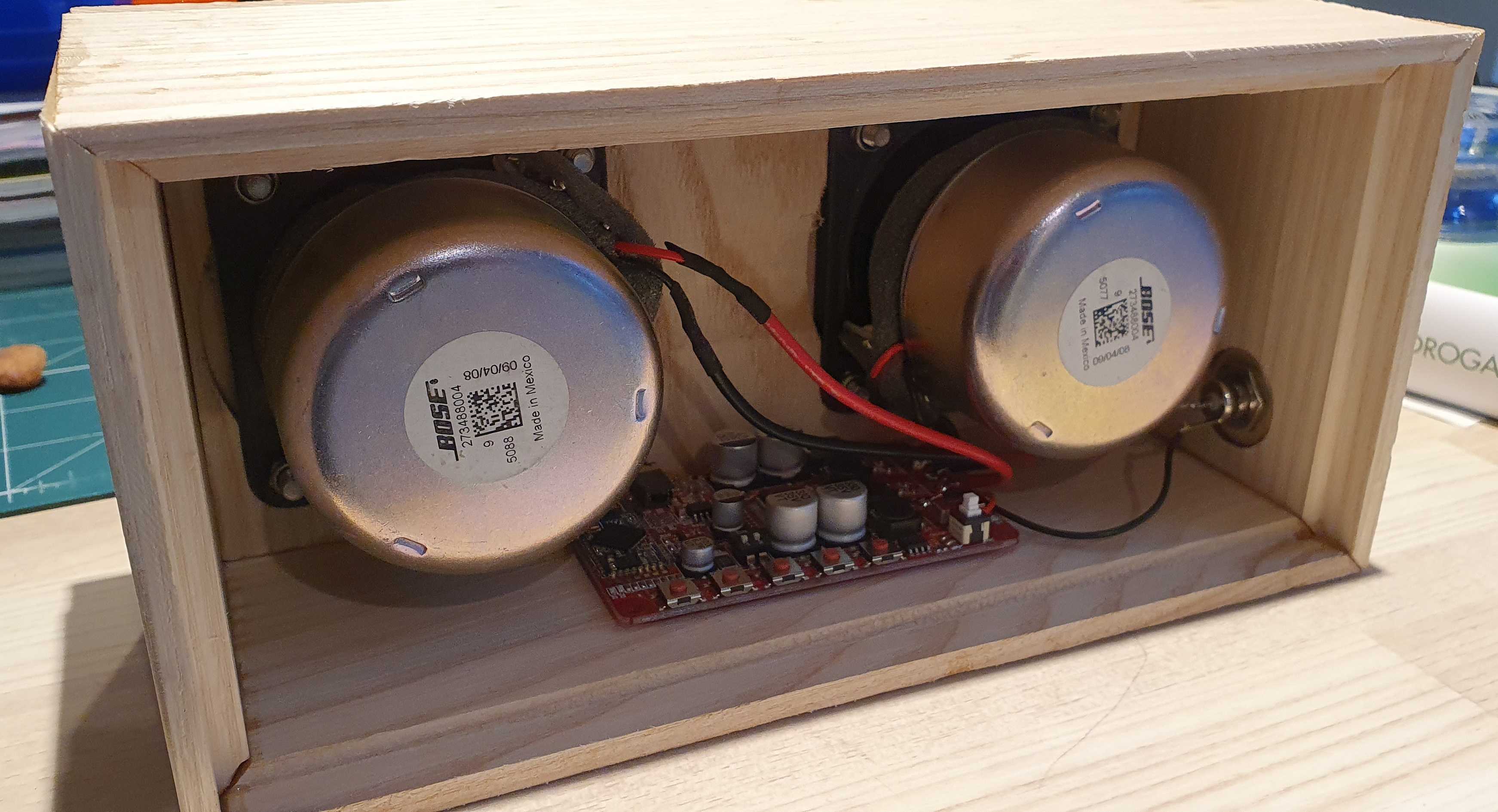 蓝牙扬声器