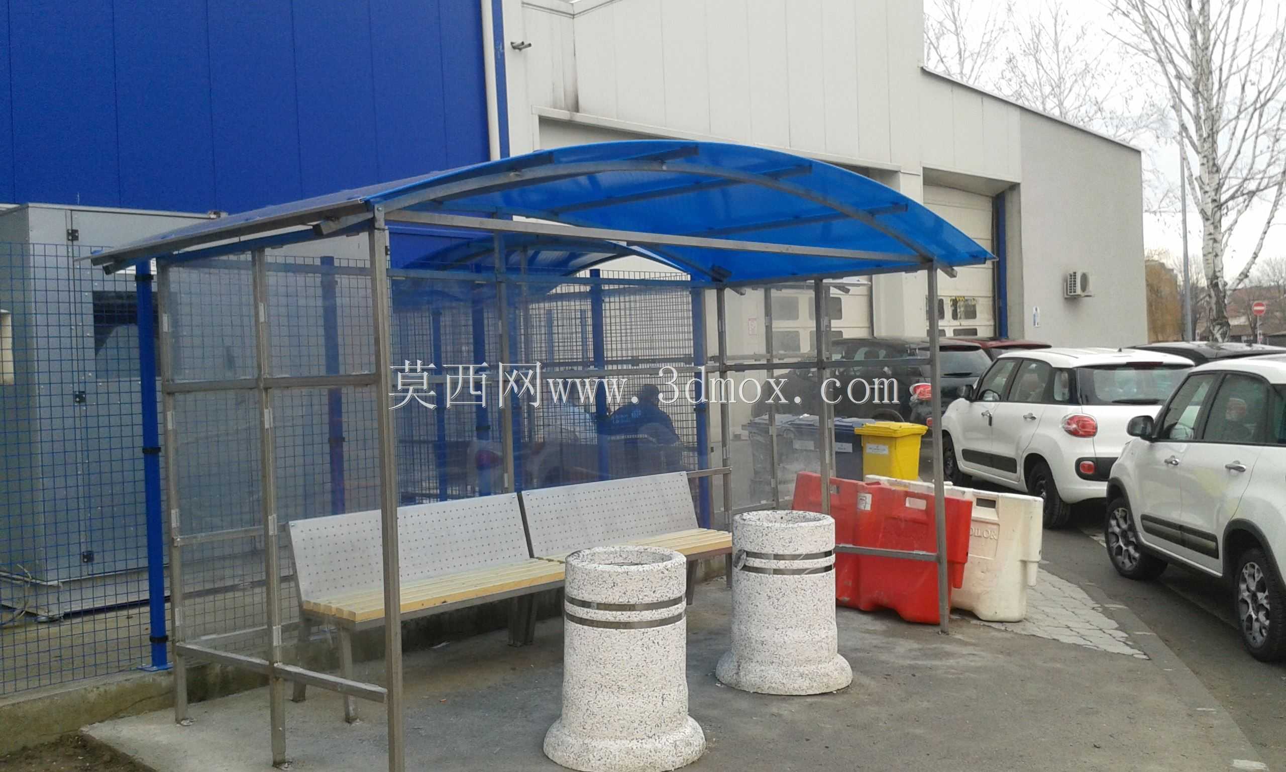 Nadstresnica za pusace FCA Kragujevac/吸烟小屋FCA Kragujevac