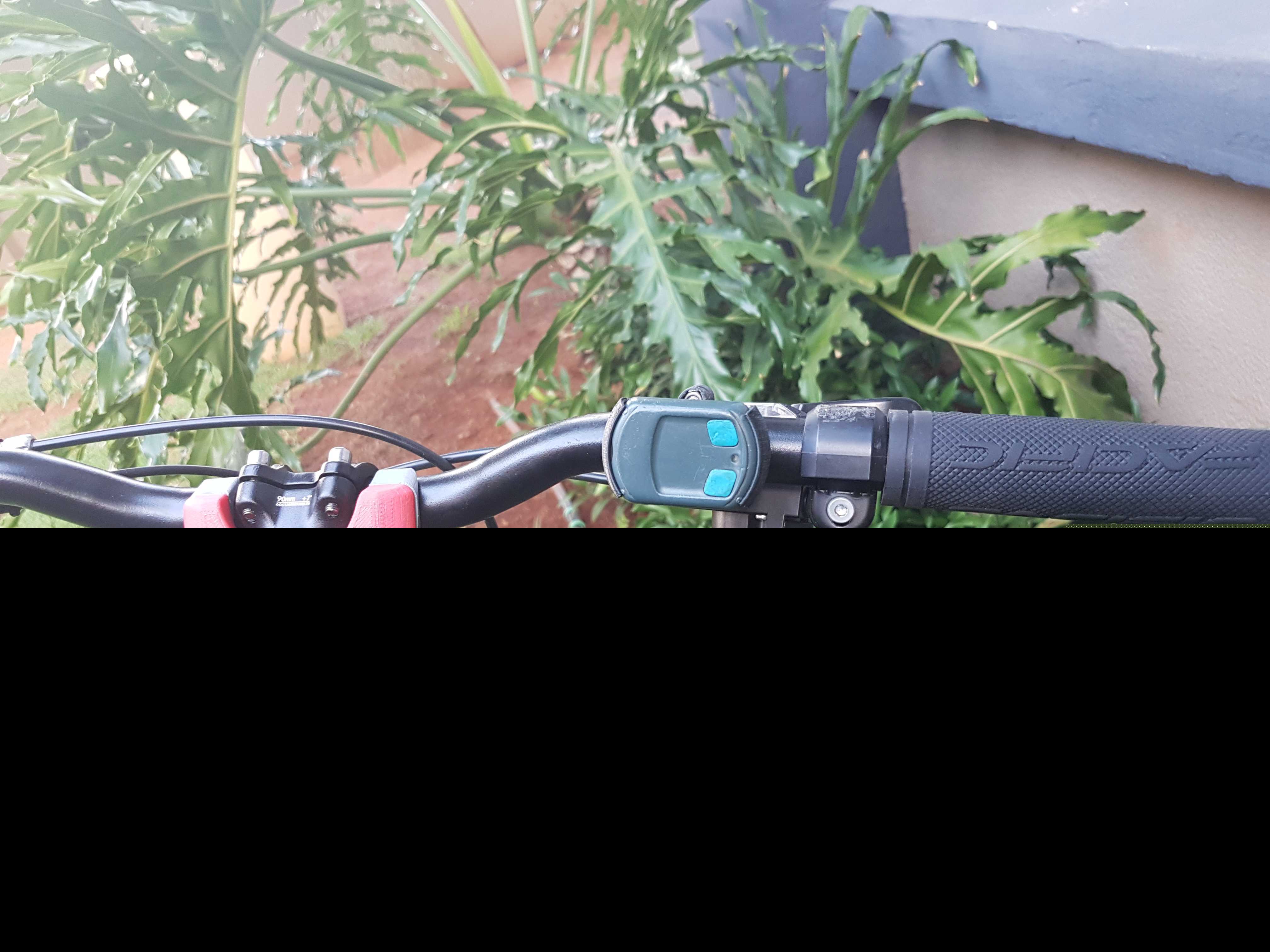 3D打印门遥控支架,适用于山地自行车
