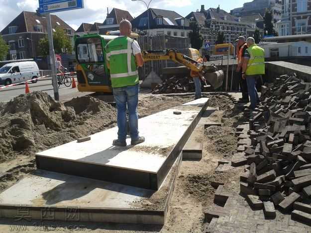 ��2DKoningbrug-�׵¶���Kunstobject
