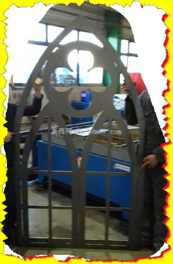 ���ؿ�װ�ξƵ�