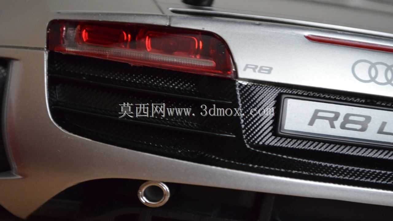 �µ�R8 LMS