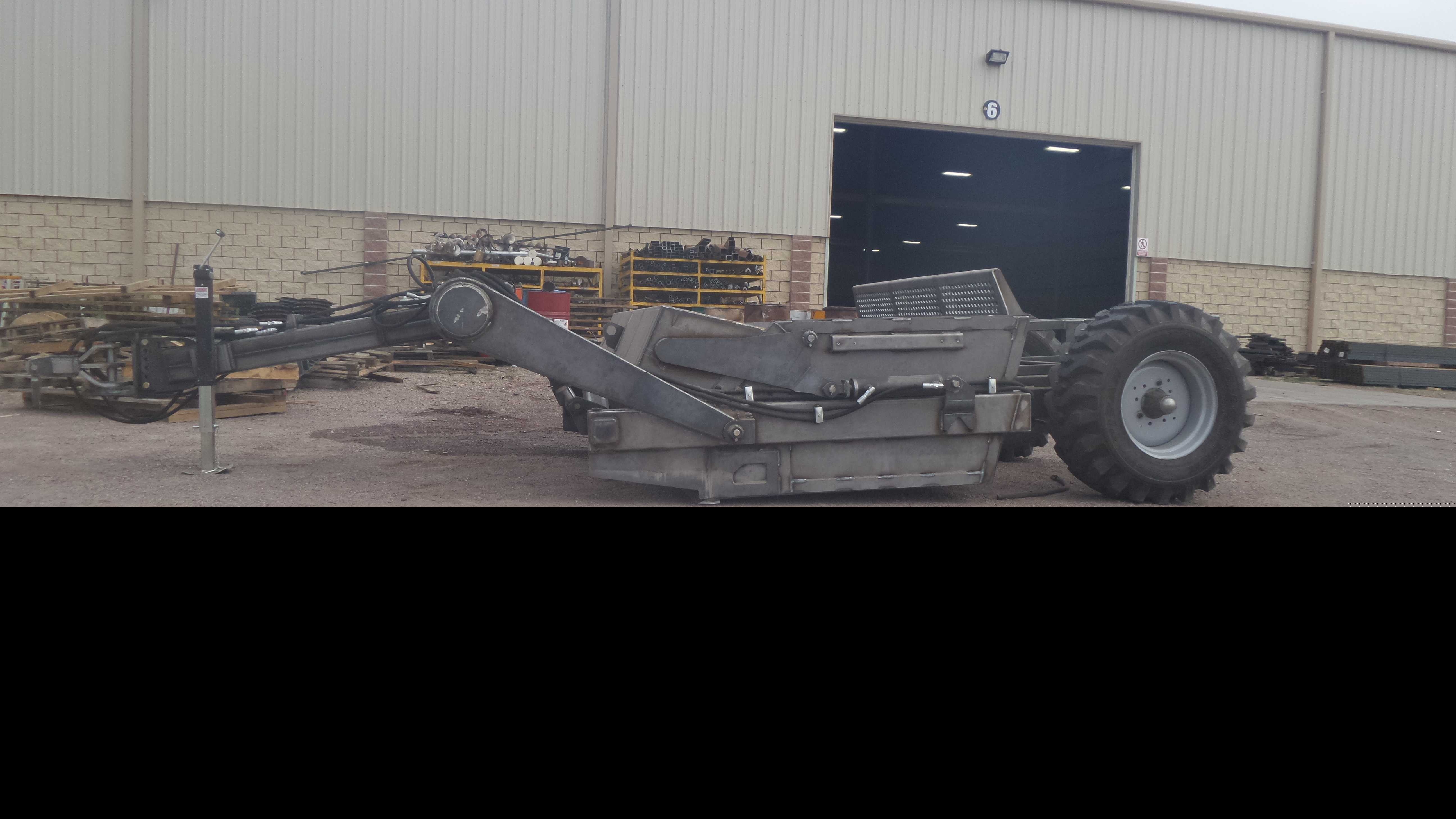 ������EM6000-84
