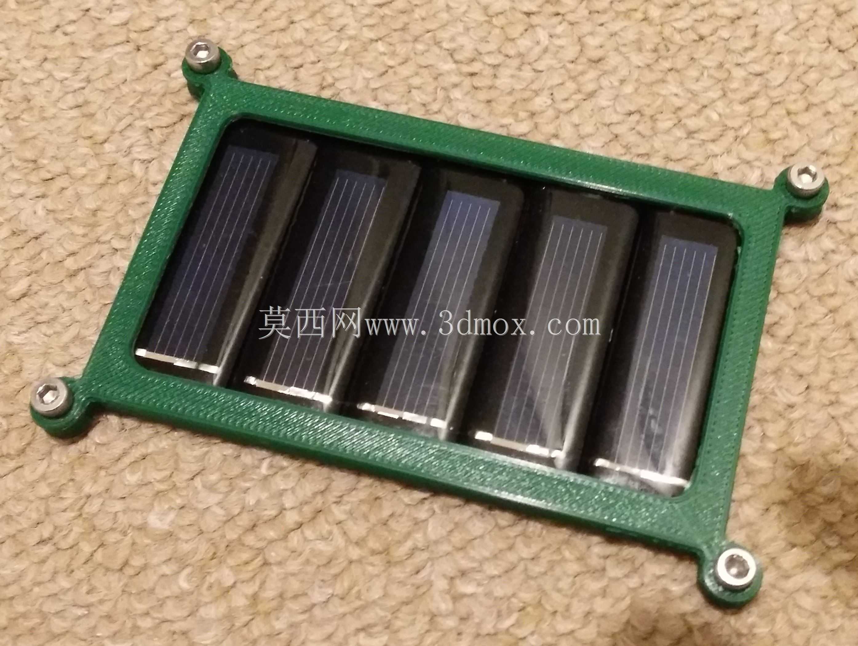 0.5V��100mA̫���ܵ�ذ庸�Ӽоߺ����