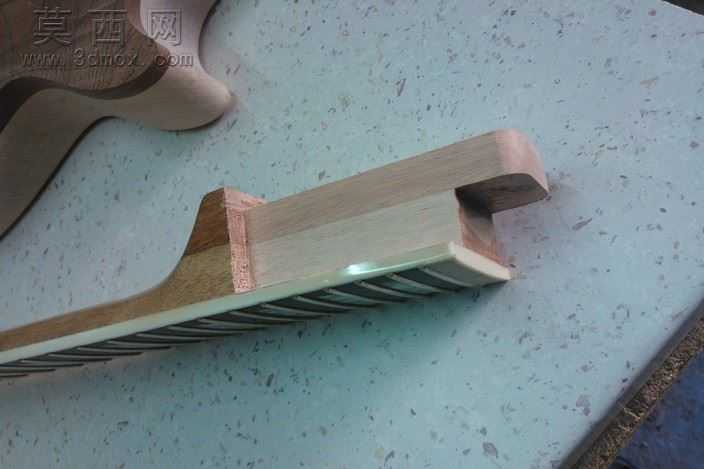 Les保罗自定义项目