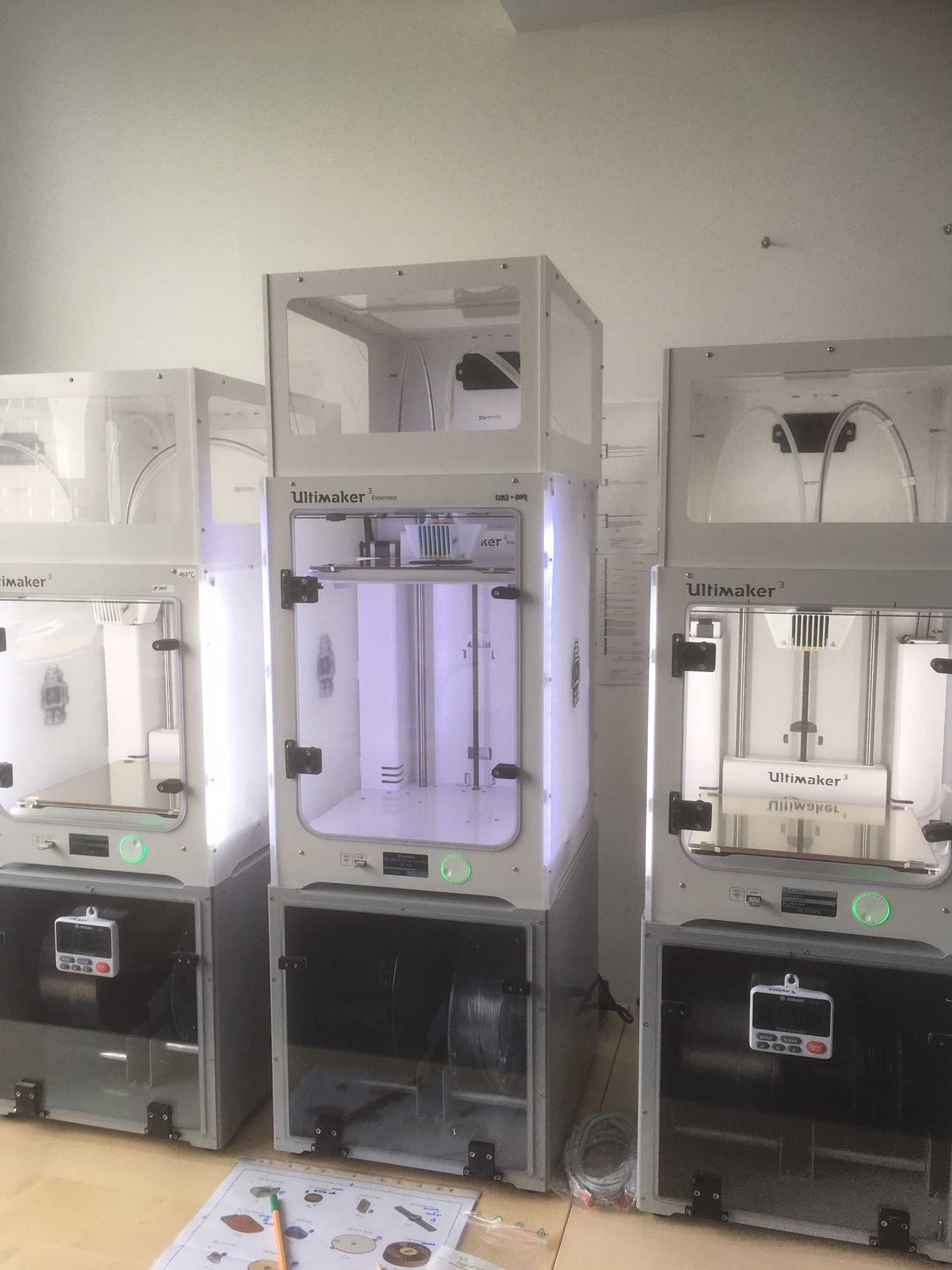 Ultimaker 3/3Ext灯丝站。最多3公斤卷