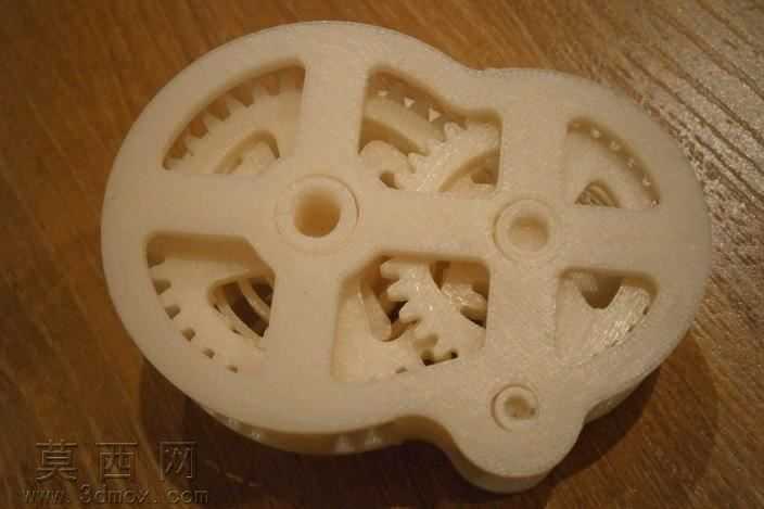 丹尼的3d打印的风了发条马达
