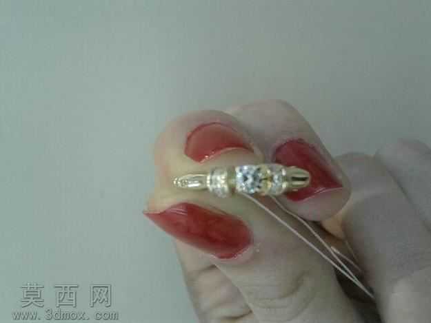 Diamondearing
