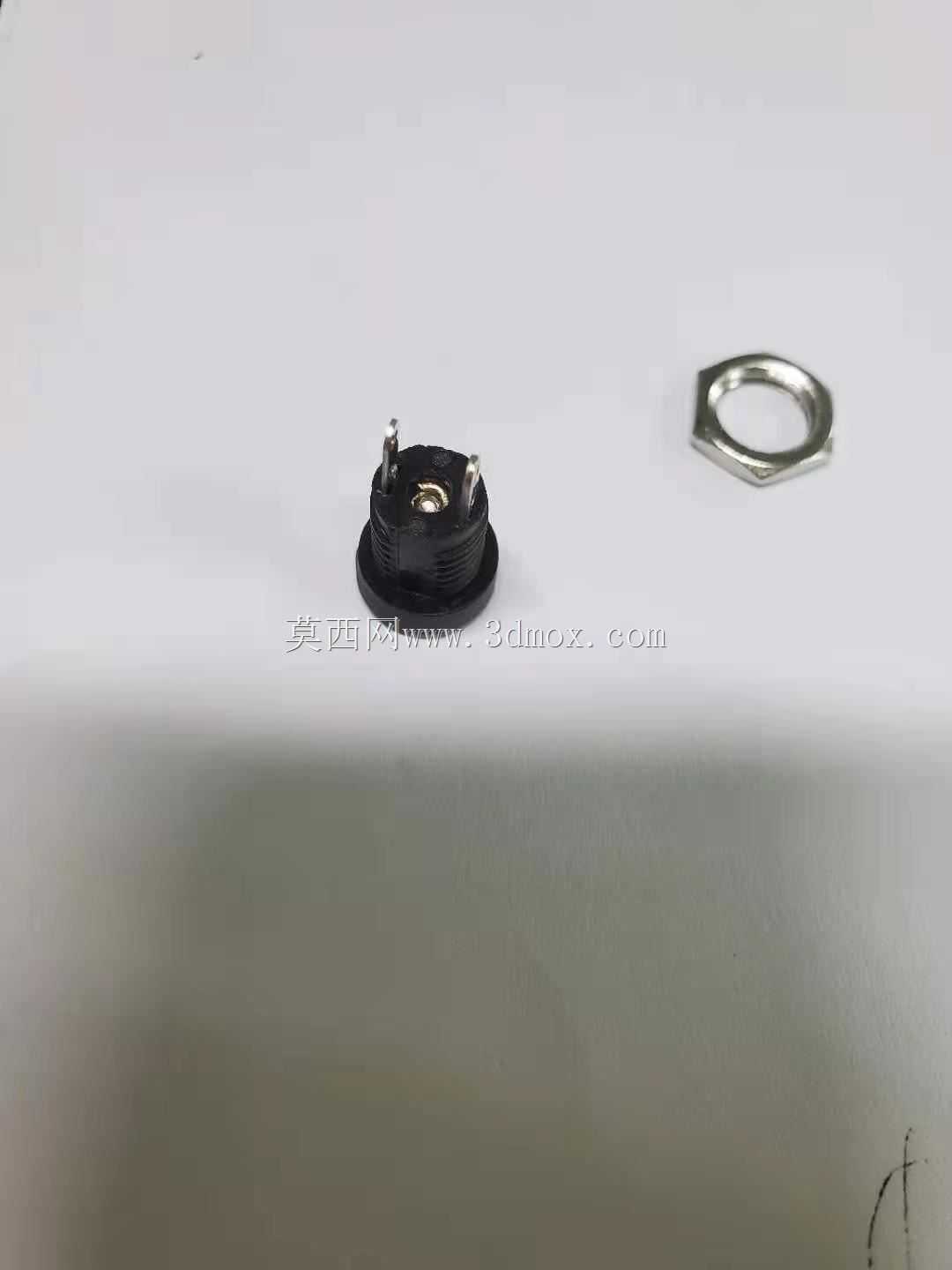 ֱ��5V��Դ����