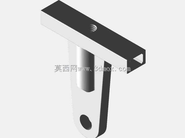 低语挫败双体船行驶高度“T”部分