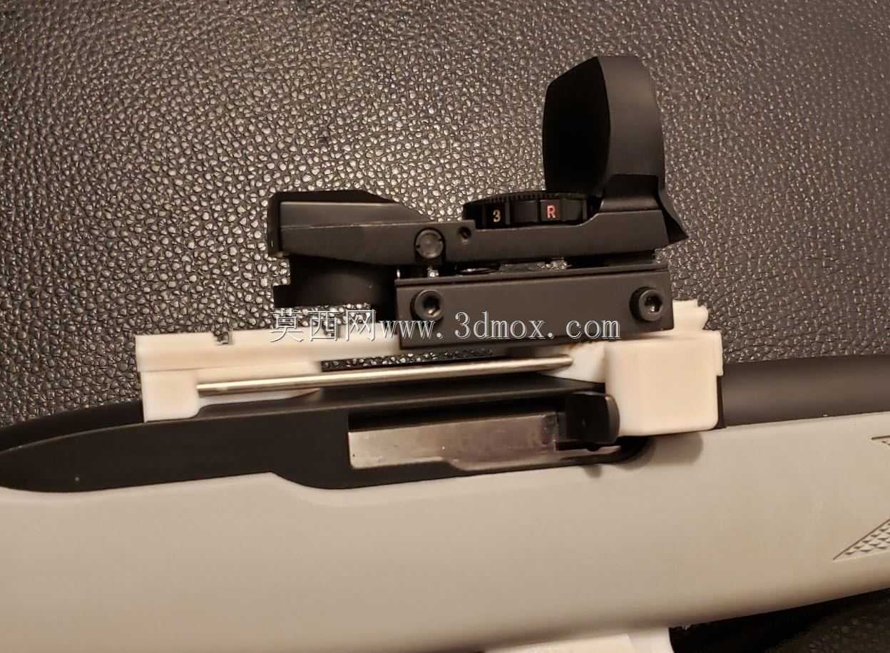 Ruger 10-22左侧充电手柄