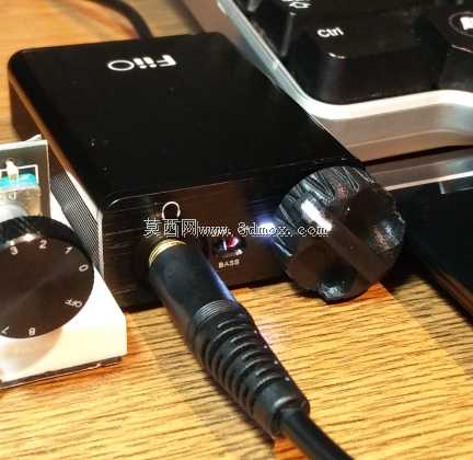 FiiO E10K DAC/Amp�Ĵ���ť