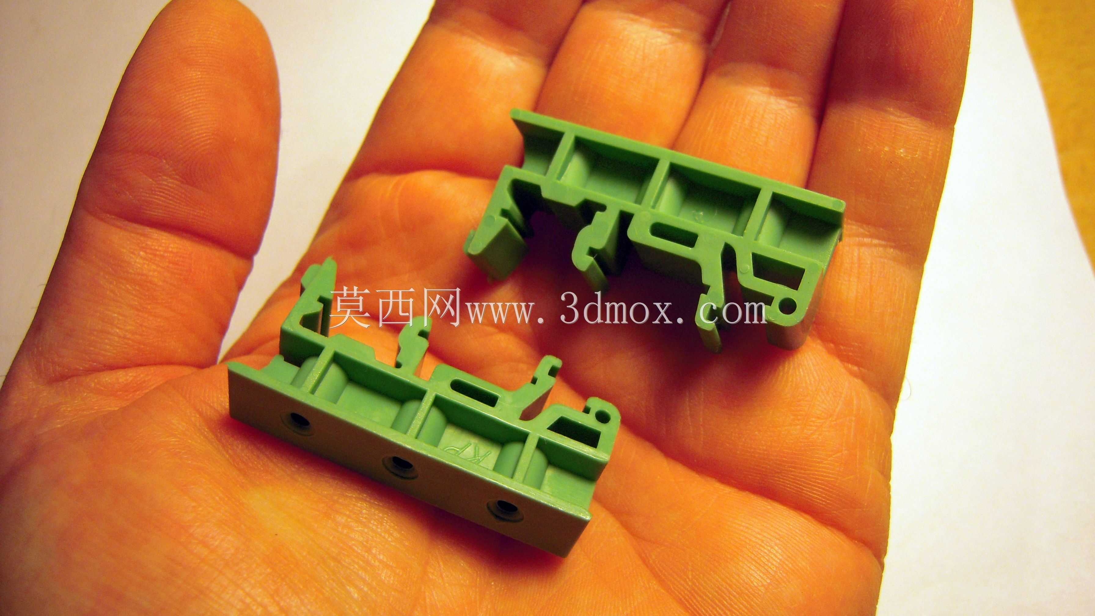 PCB DIN����֧��