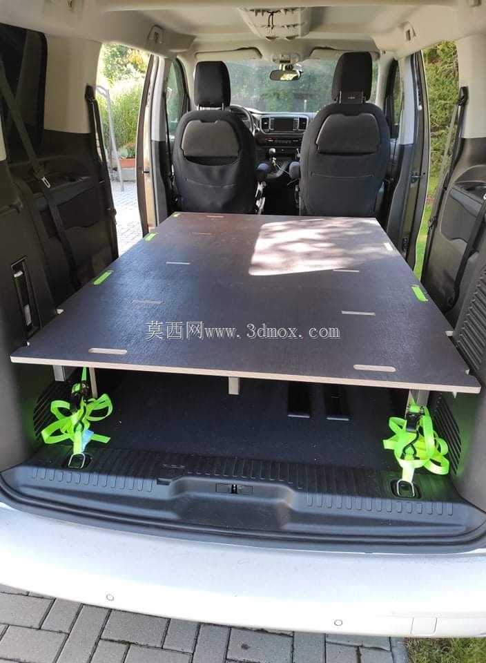 丰田Proace迷你版内置睡眠功能
