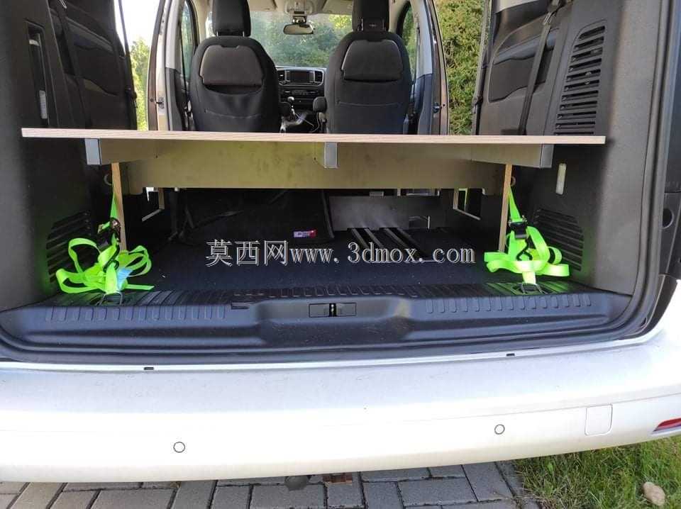 丰田Proace迷你版内置睡眠功能