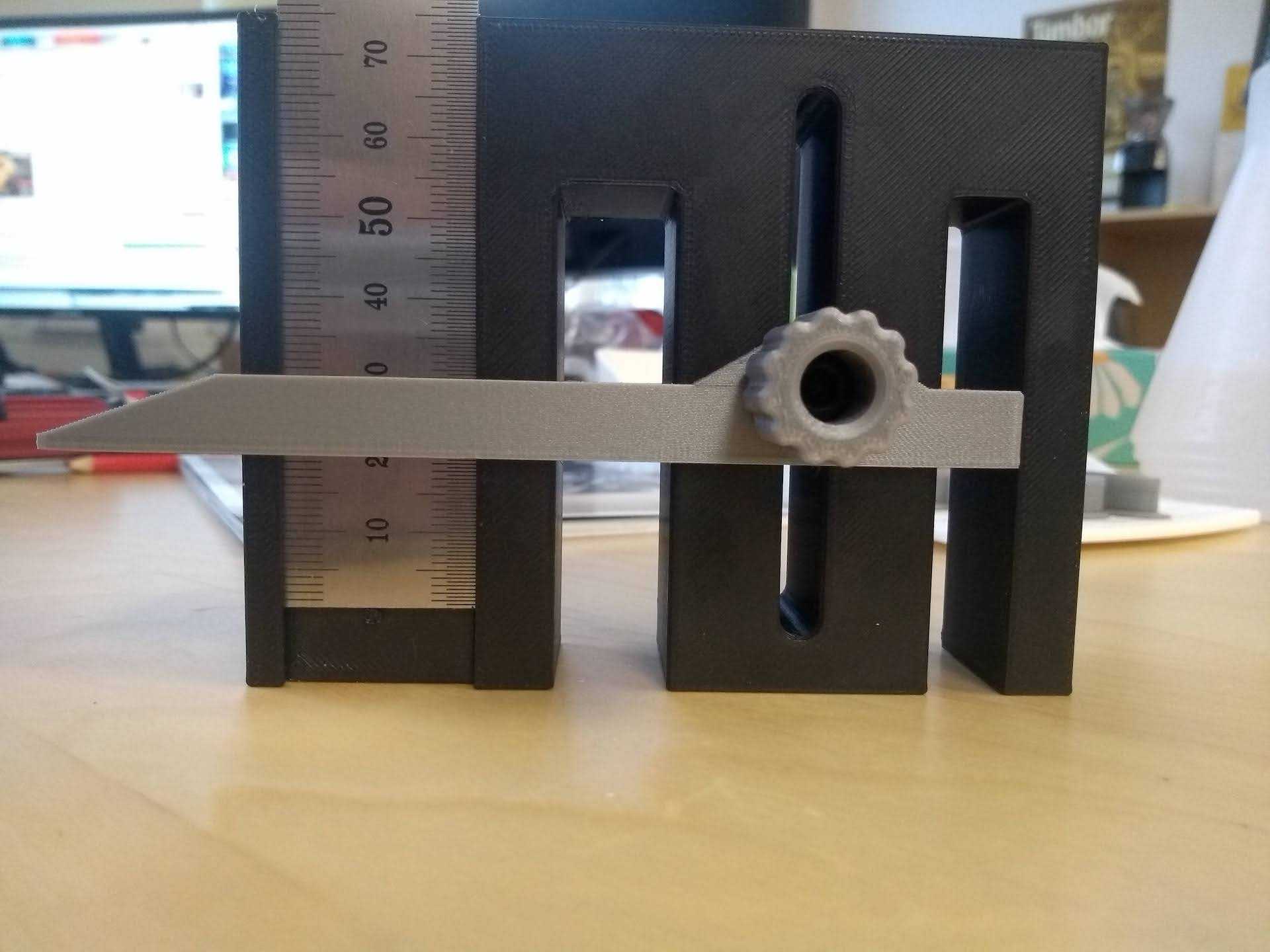 �ⴲ��ͷ�߶ȼ�
