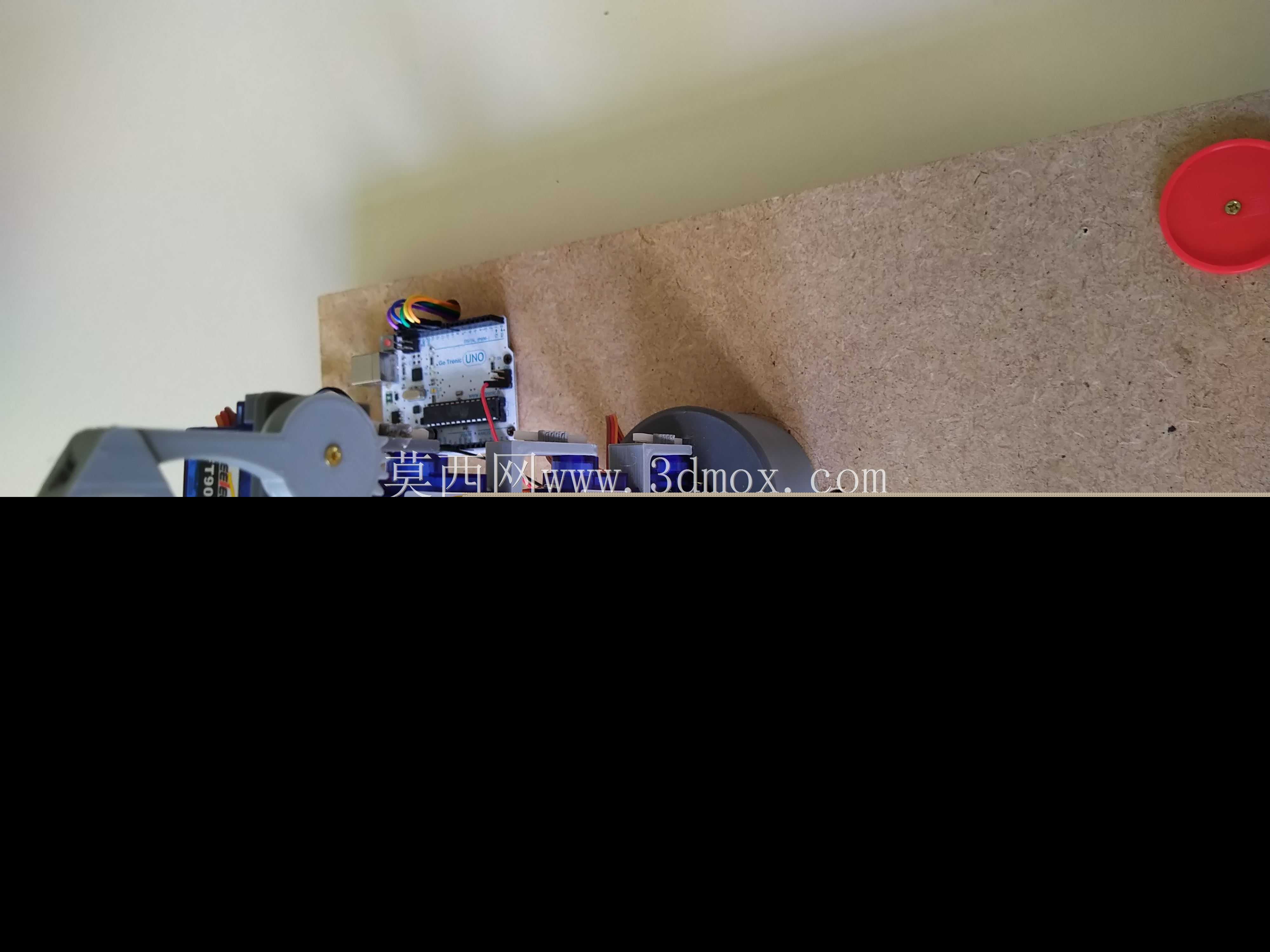 Bras robotis��SG90