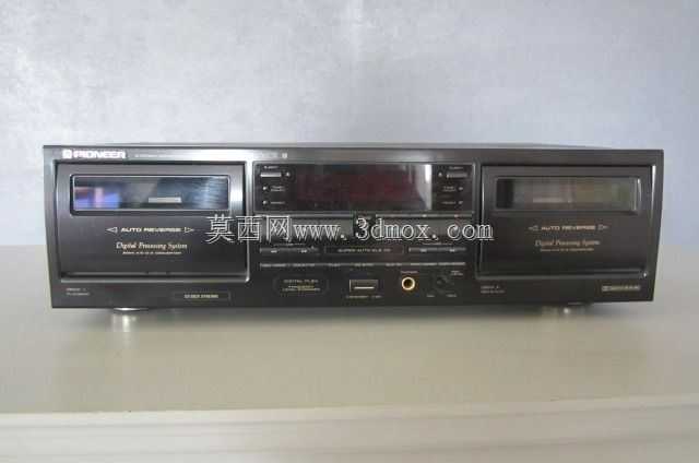 Pioneer_Doppel Cassetendeck_CT-W606DR_Silber