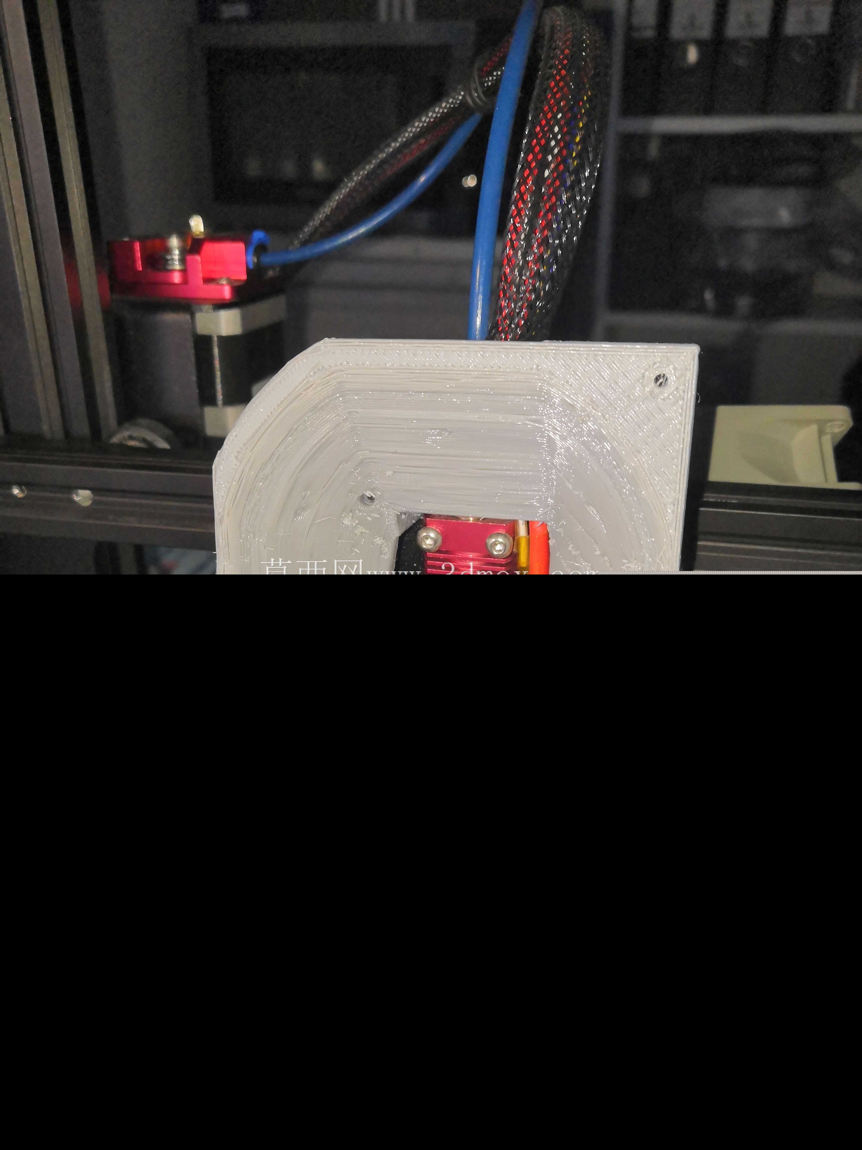 80毫米喷嘴风扇支架(Creality Ender 3 Pro的静音模块)