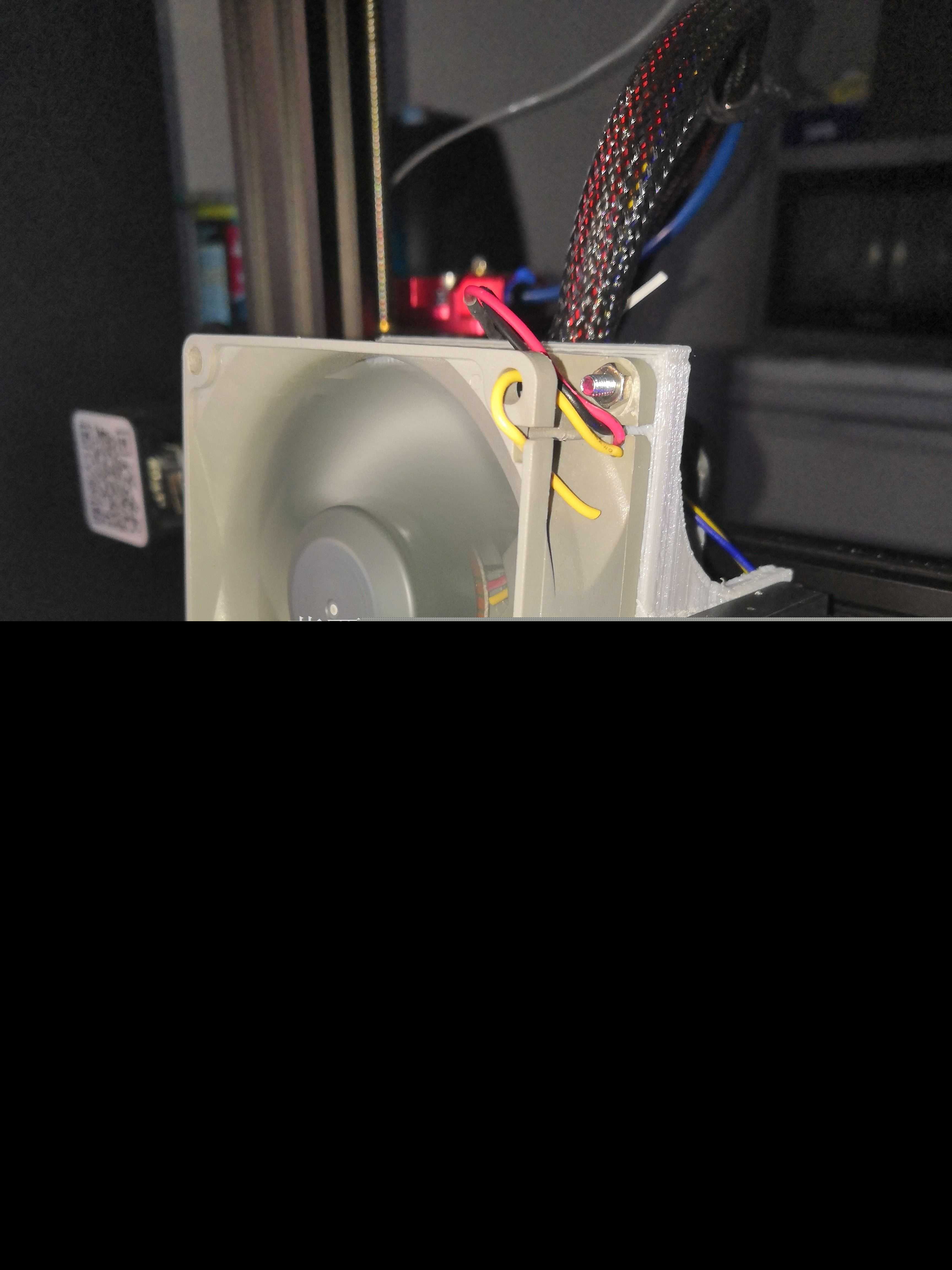 80毫米喷嘴风扇支架(Creality Ender 3 Pro的静音模块)