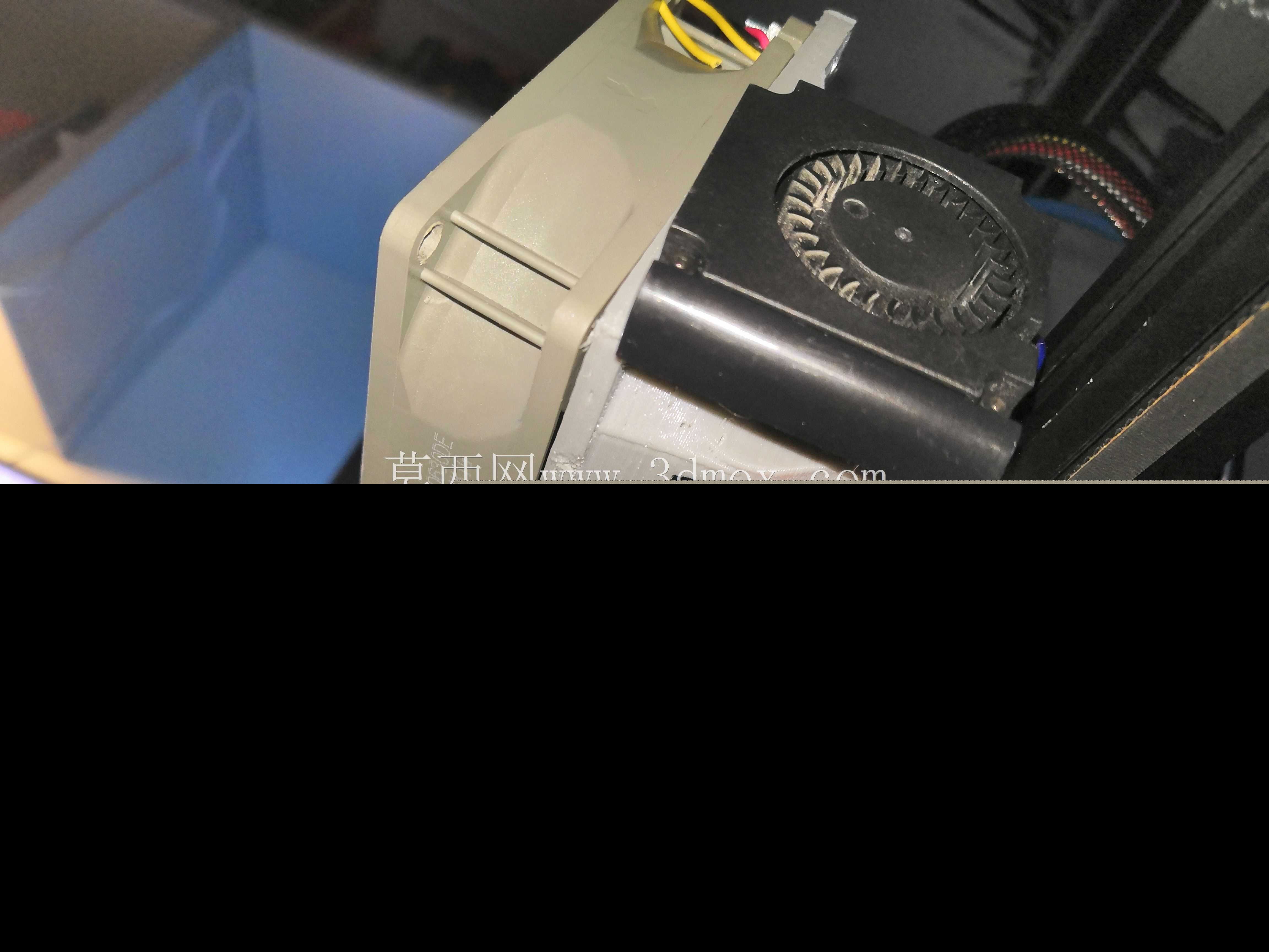 80毫米喷嘴风扇支架(Creality Ender 3 Pro的静音模块)