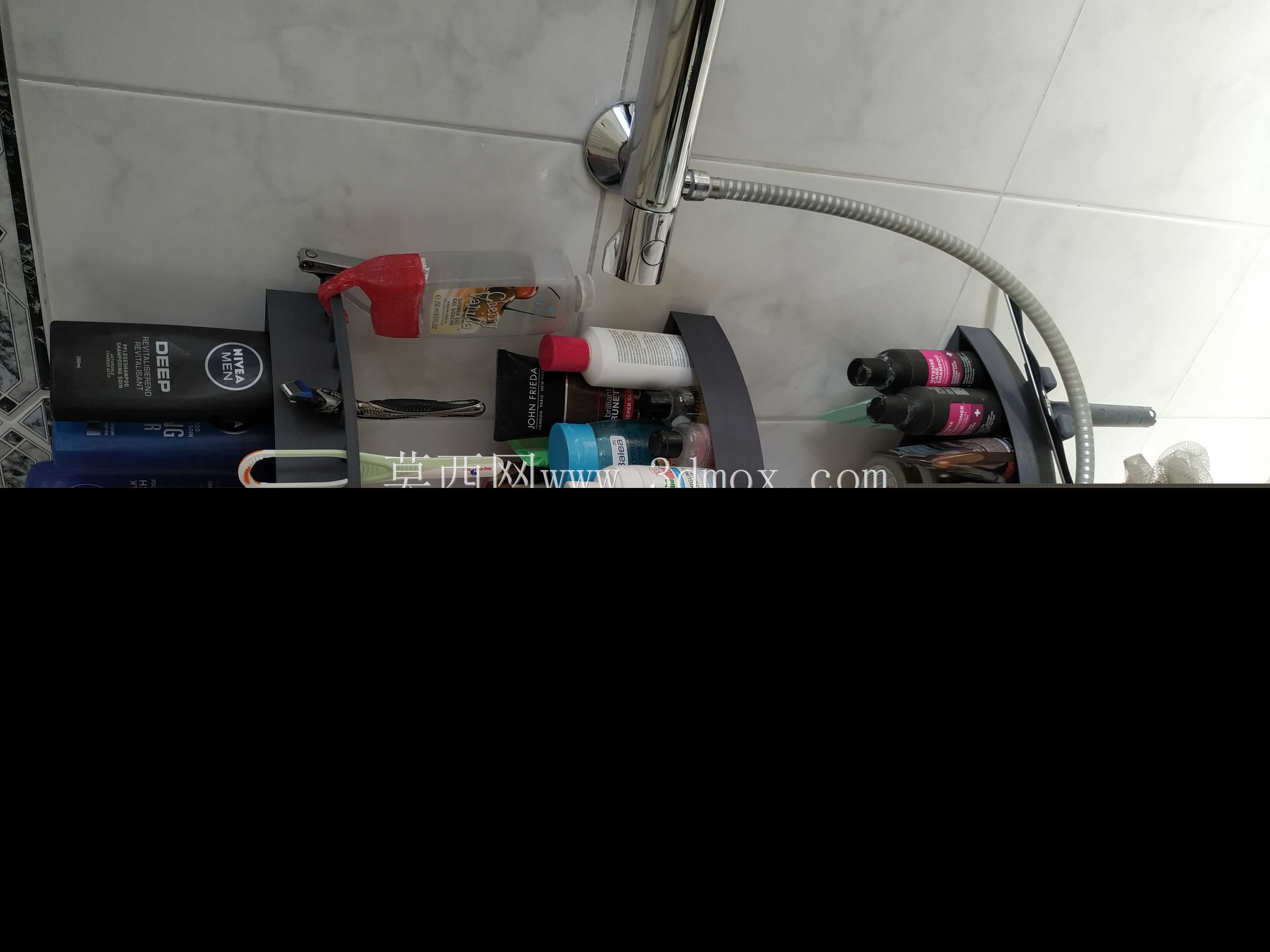边缘淋浴架