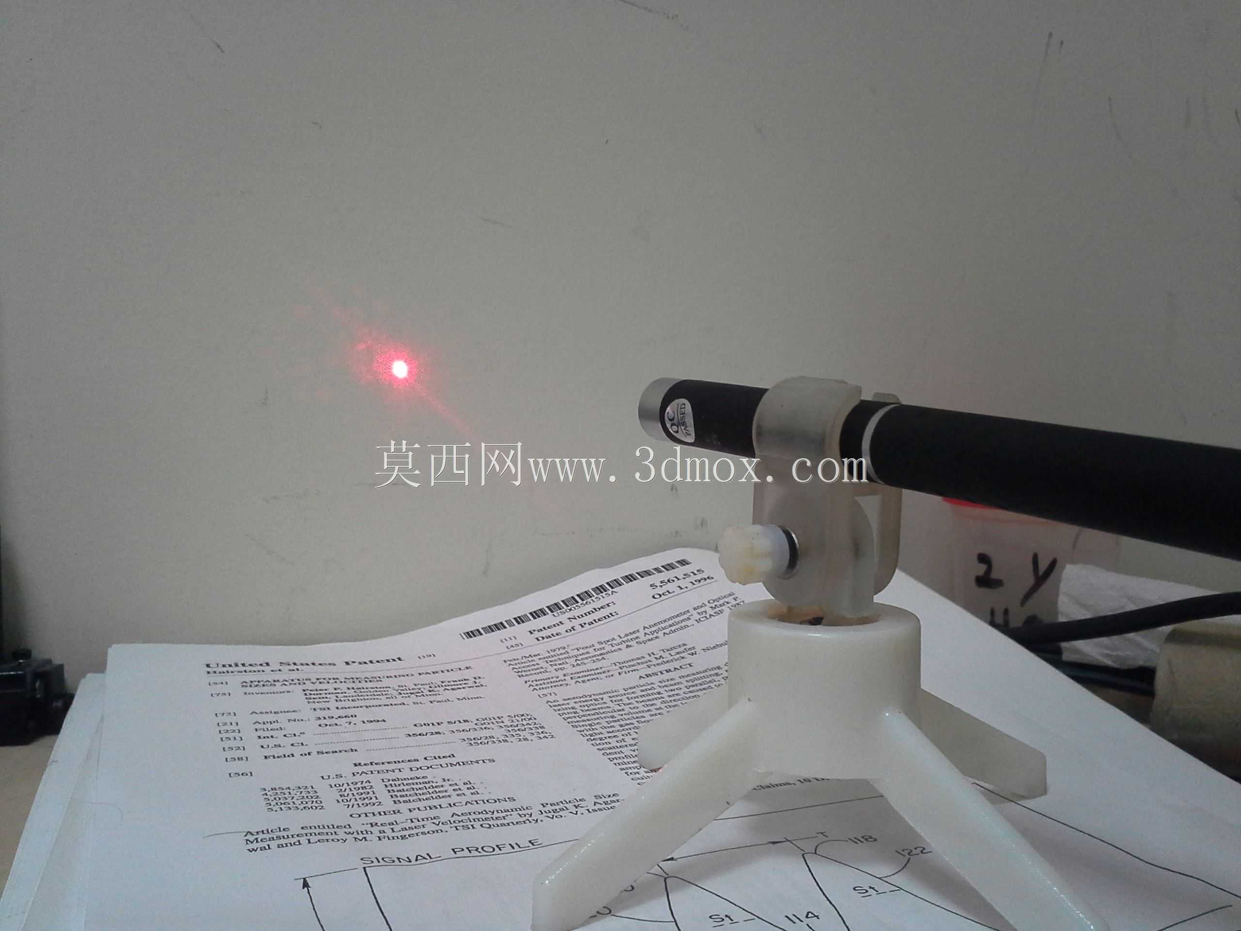 激光指针固定器