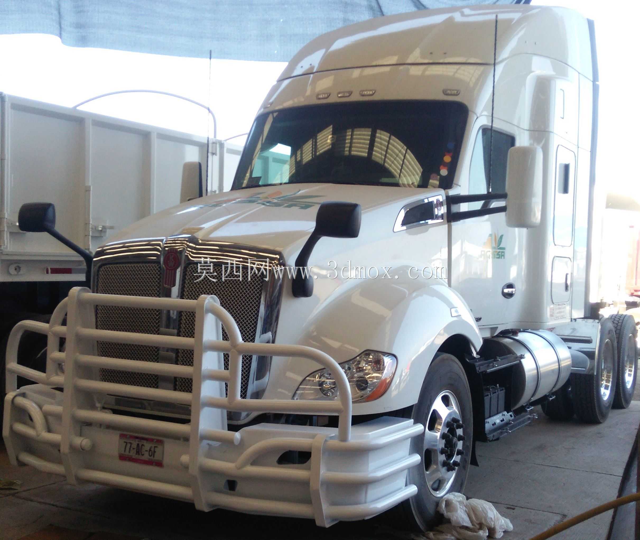 KENWORTH-T680-TUMBA-BURROS