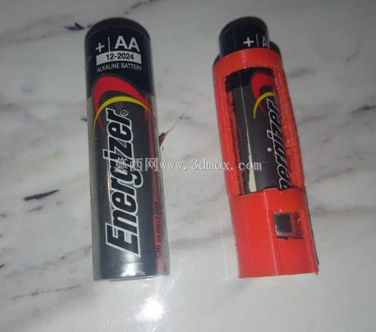 AAA至AA的电池适配器
