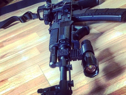 Airsoft��AK74�ֵ�Ͳ֧��