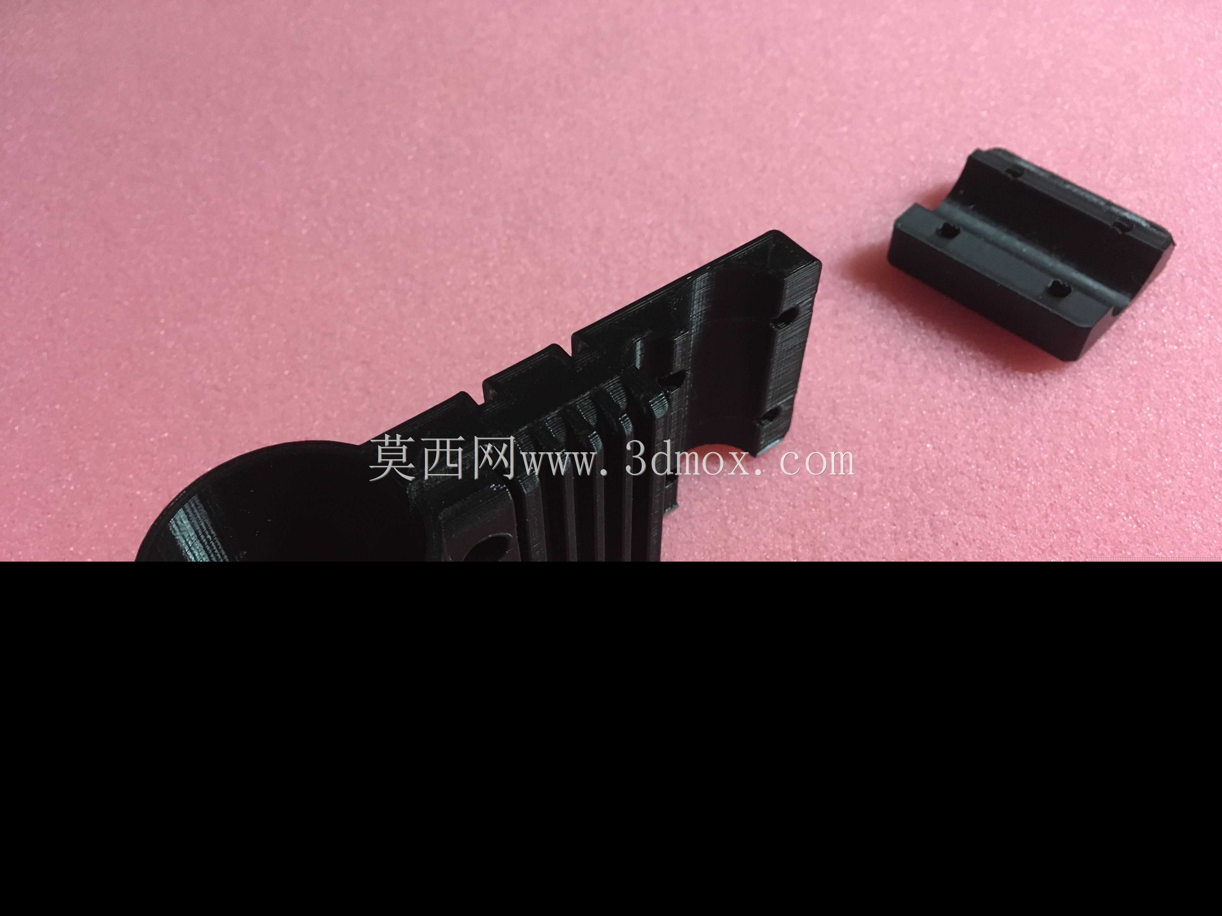 Airsoft��AK74�ֵ�Ͳ֧��