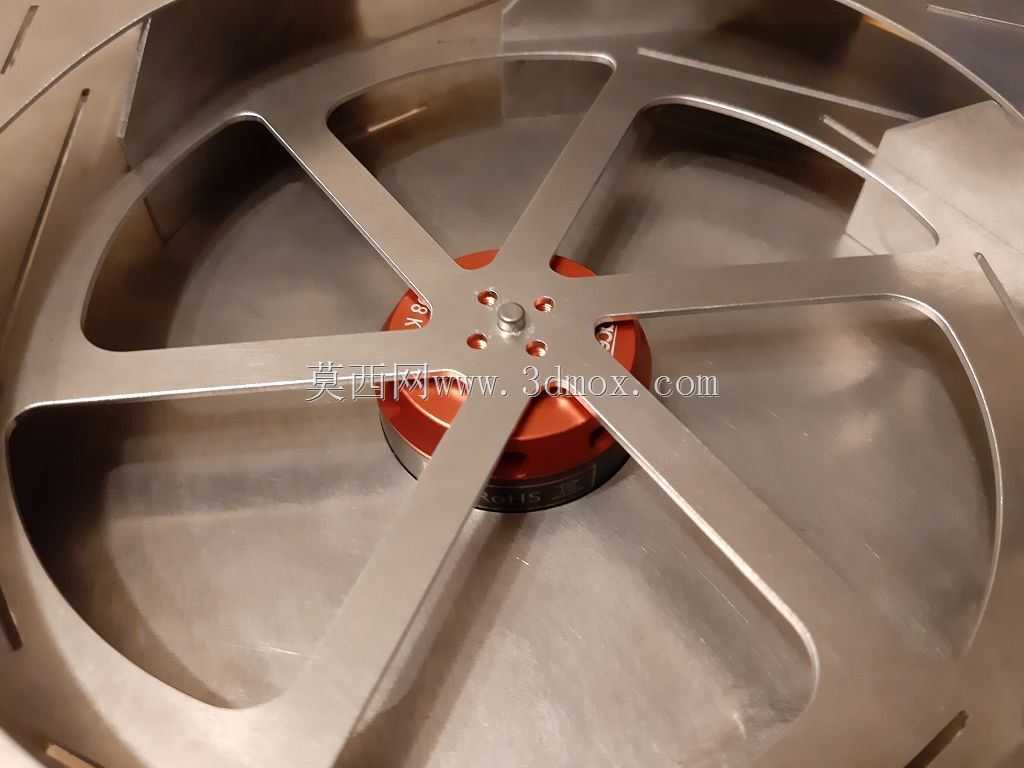 气垫船模型的Radialfan CW和CCW