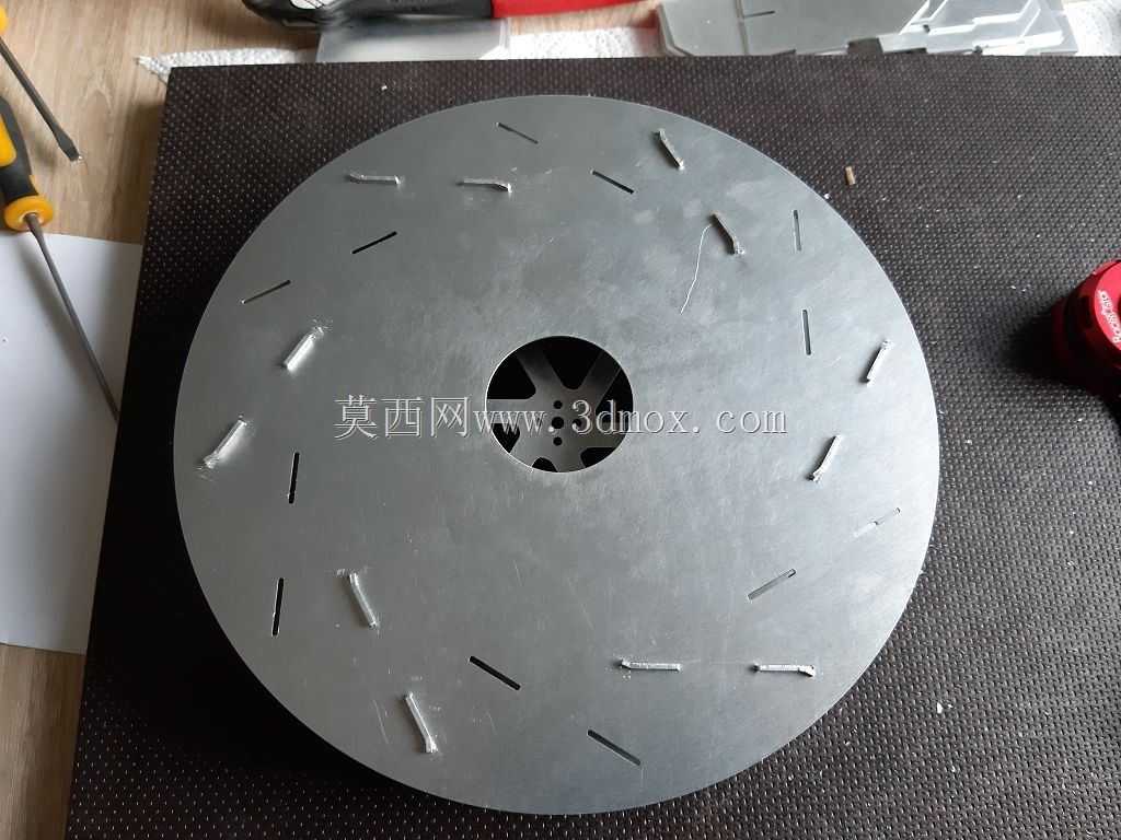 气垫船模型的Radialfan CW和CCW