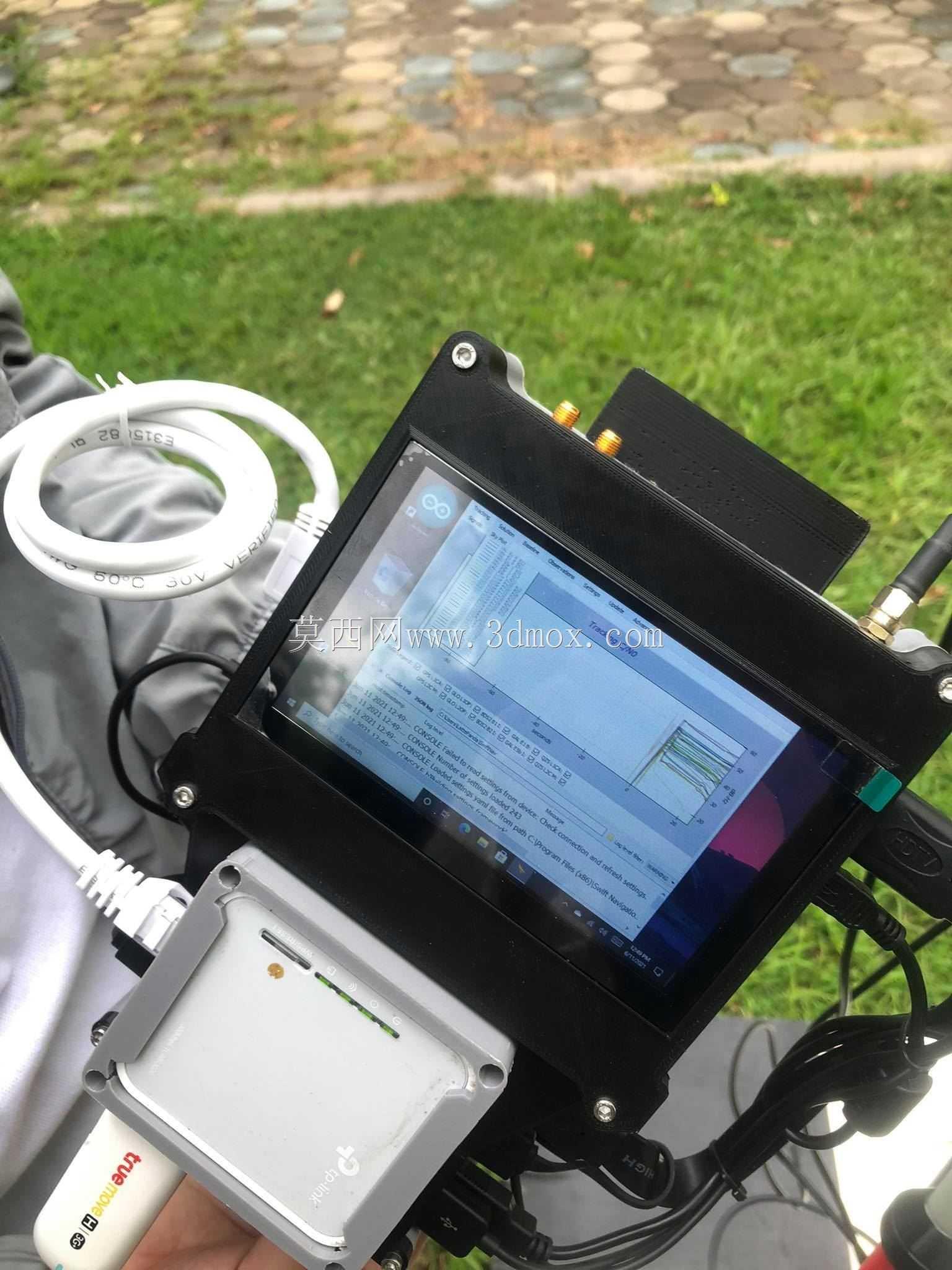 Swift Nav DIY GNSS���ջ�