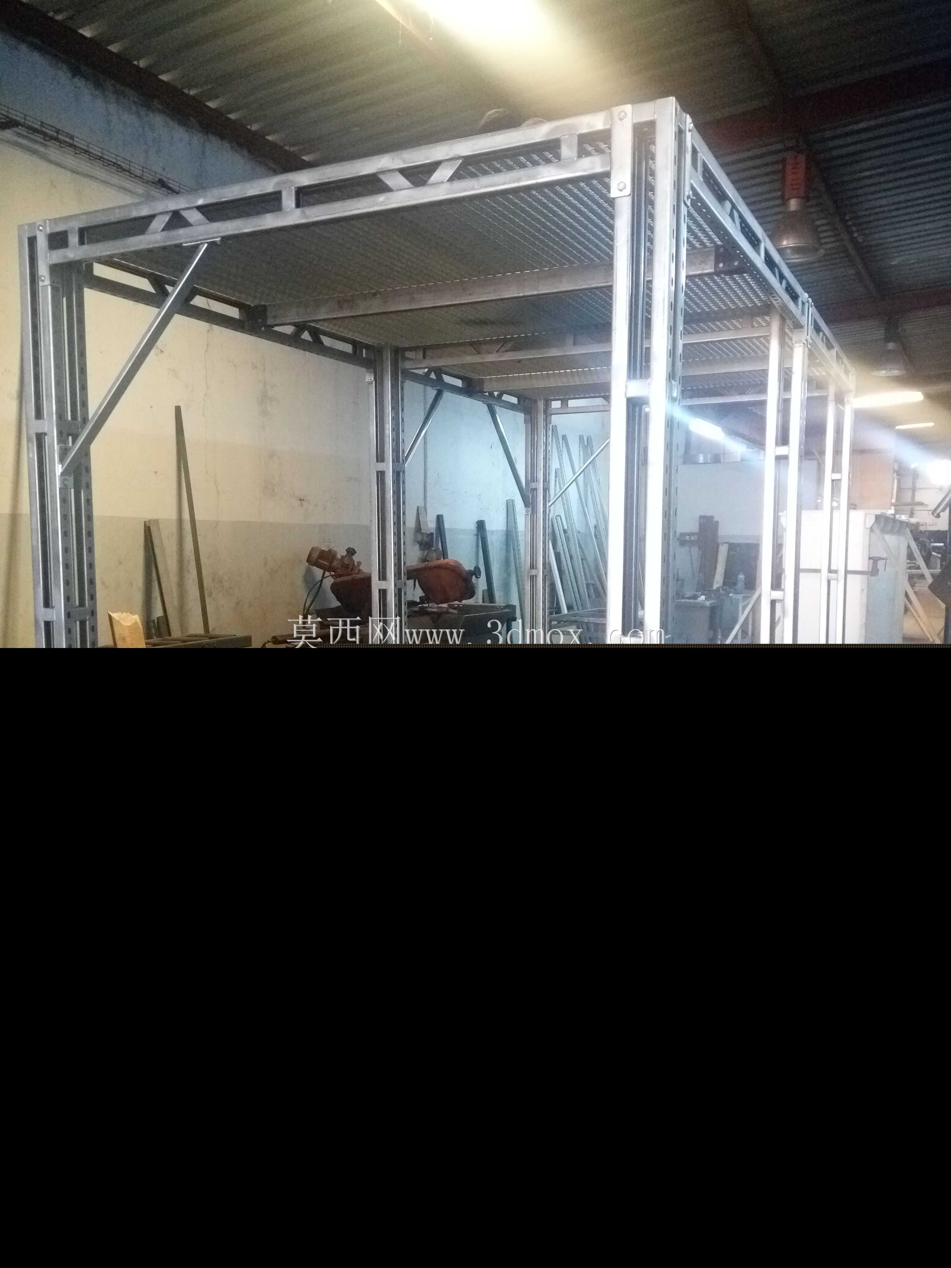 Estrade��4mx 2m x H2.5m��