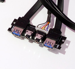 2xUSB 2x3.5mm