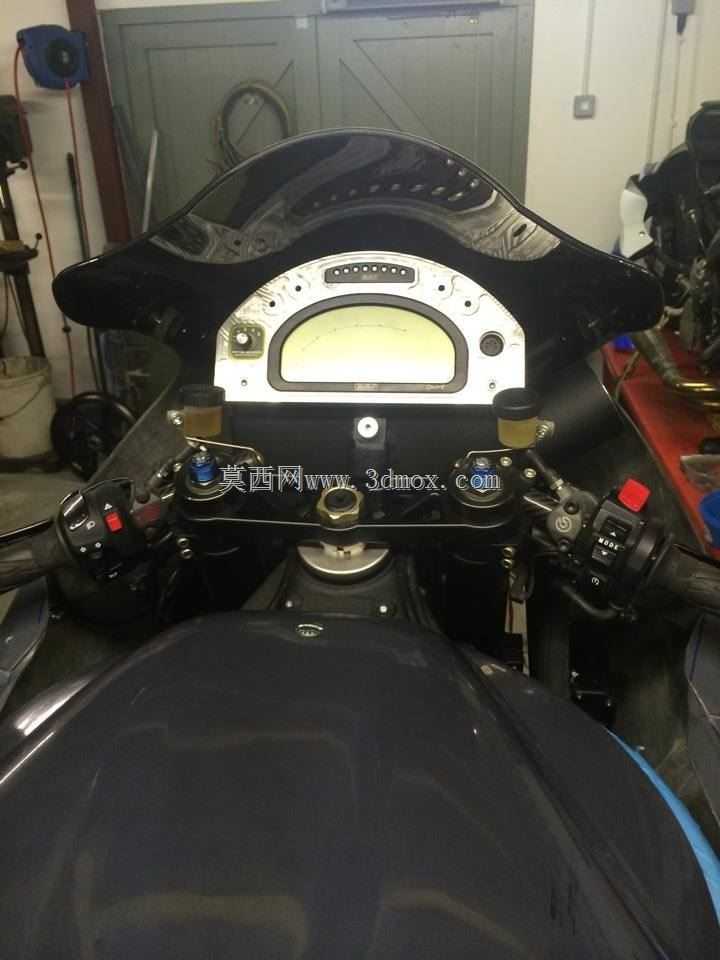 Motec�Ǳ���֧��