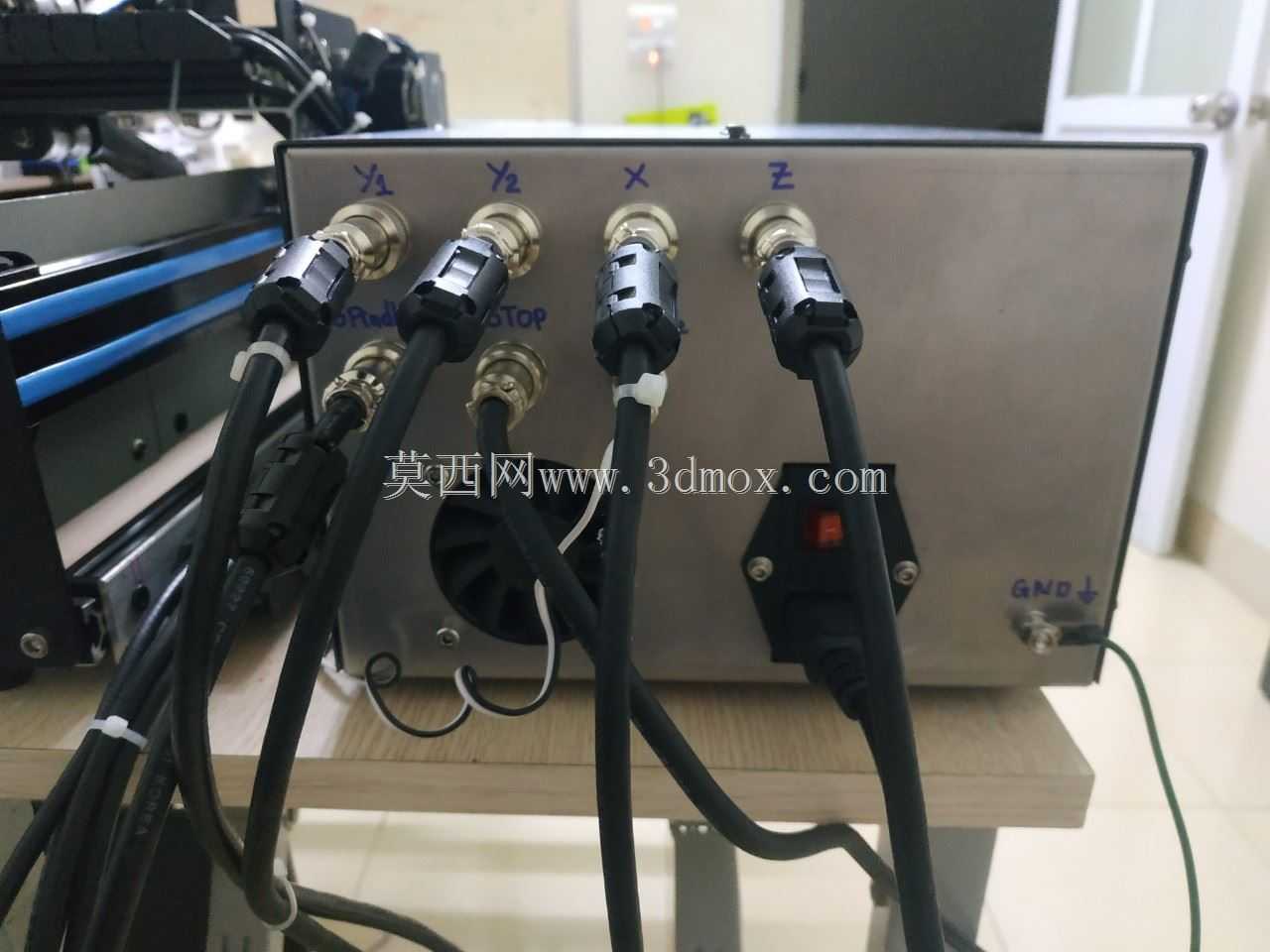 微型数控控制器箱
