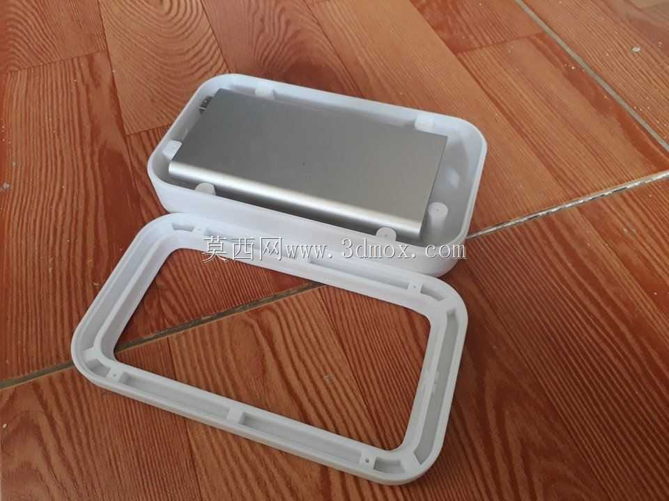 模制盖刷