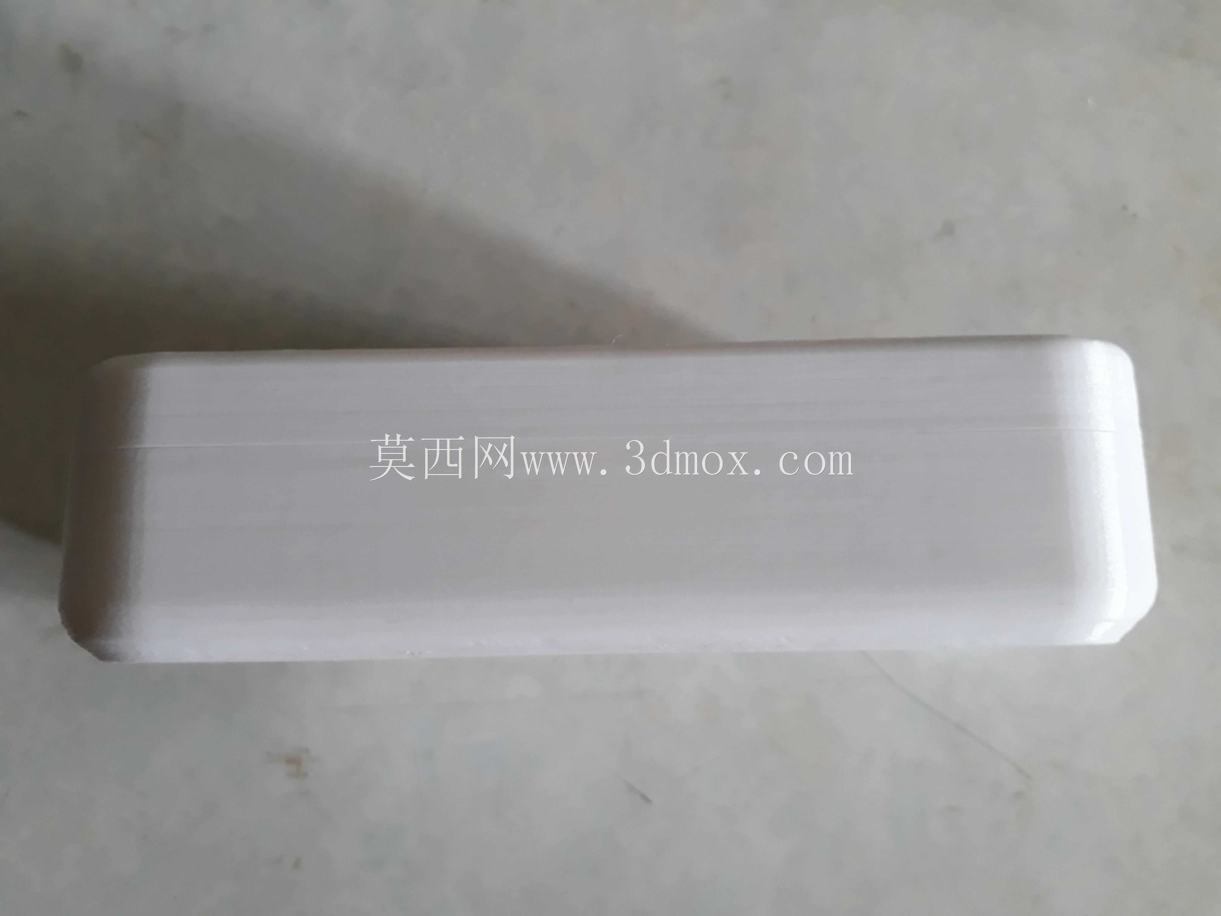 模制盖刷